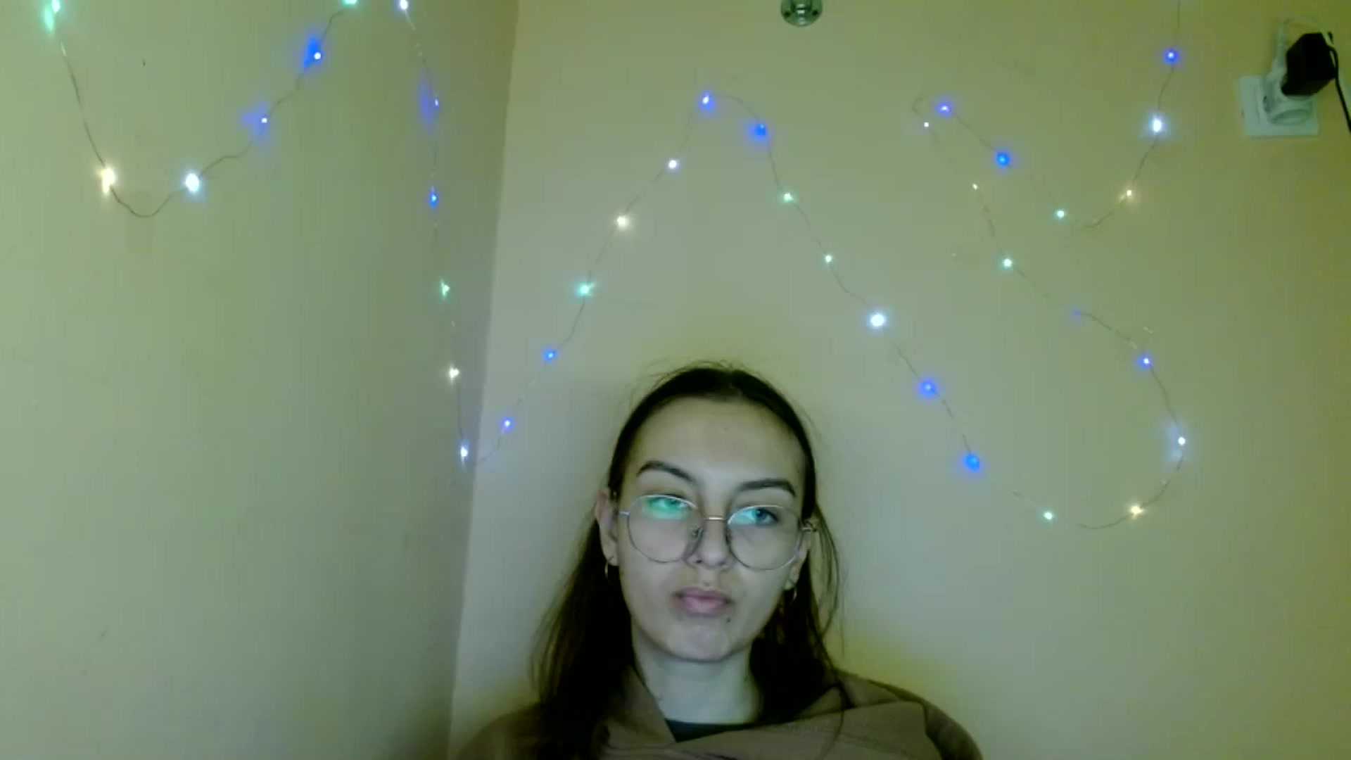 Gallery image thumbnail from SofiaLiub's myfreecams stream on, 11/13/2024, 10:34 image 14 of 20