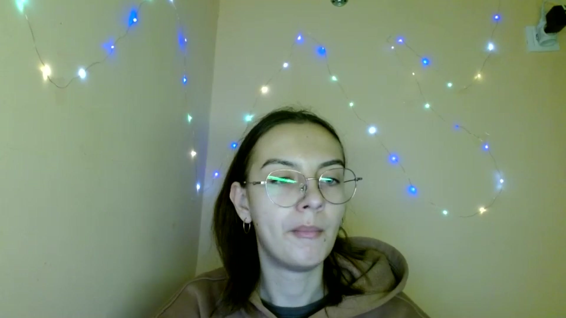 Gallery image thumbnail from SofiaLiub's myfreecams stream on, 11/13/2024, 10:34 image 2 of 20