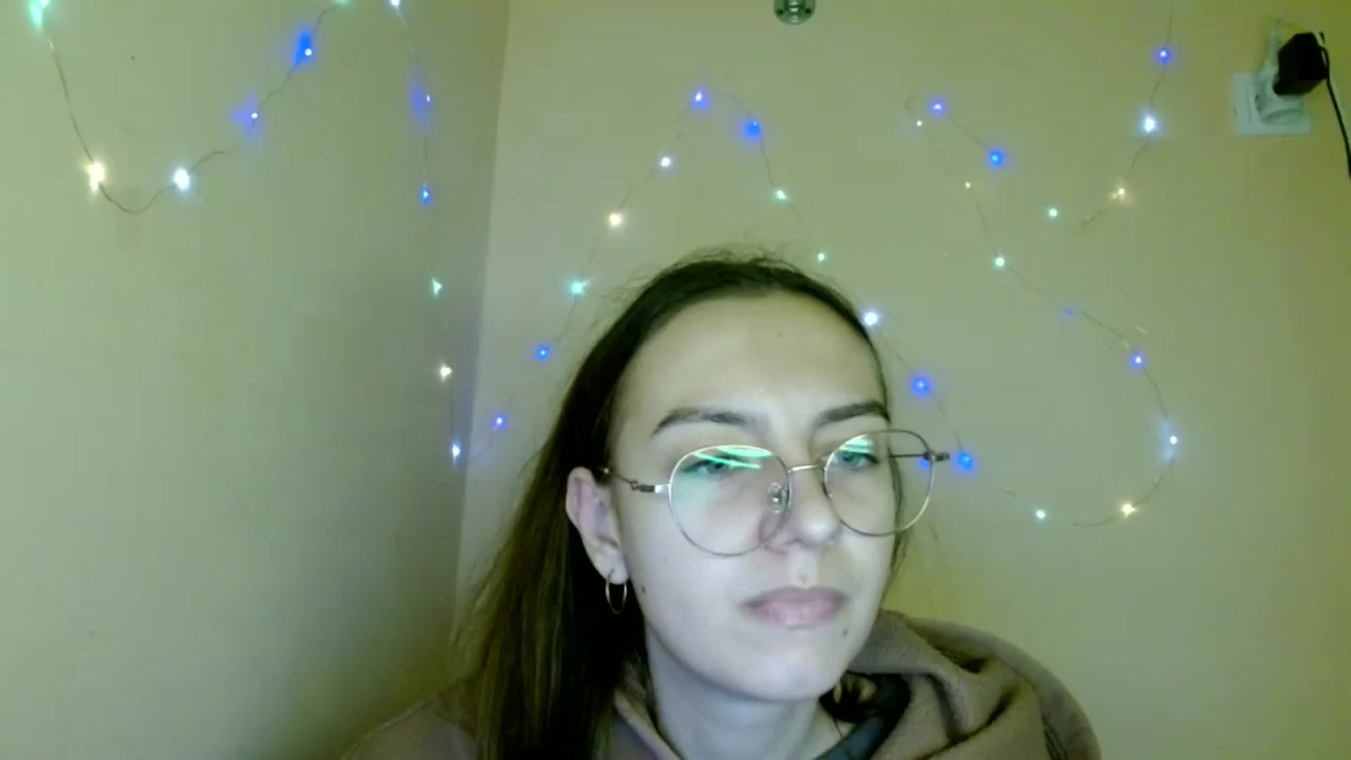 Gallery image thumbnail from SofiaLiub's myfreecams stream on, 11/13/2024, 10:34 image 9 of 20