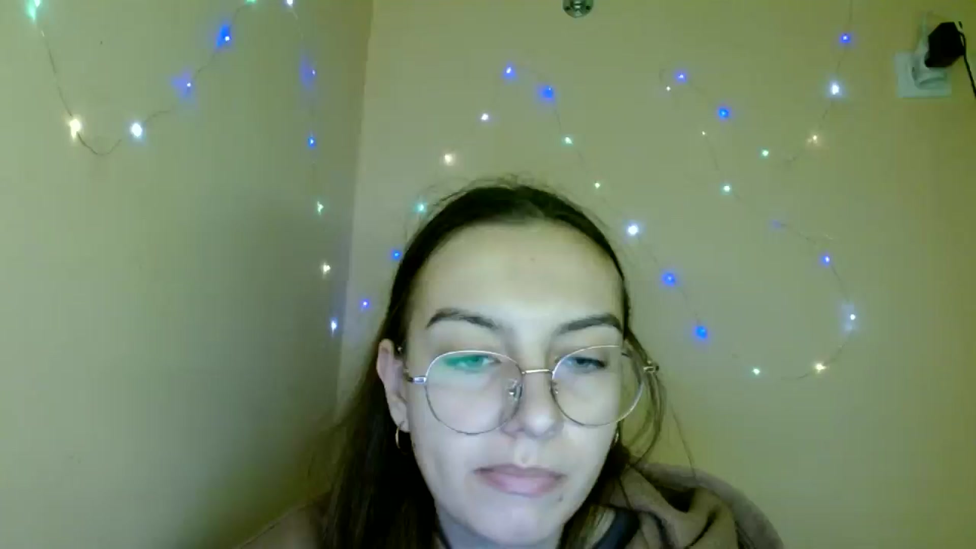 Gallery image thumbnail from SofiaLiub's myfreecams stream on, 11/13/2024, 10:34 image 13 of 20