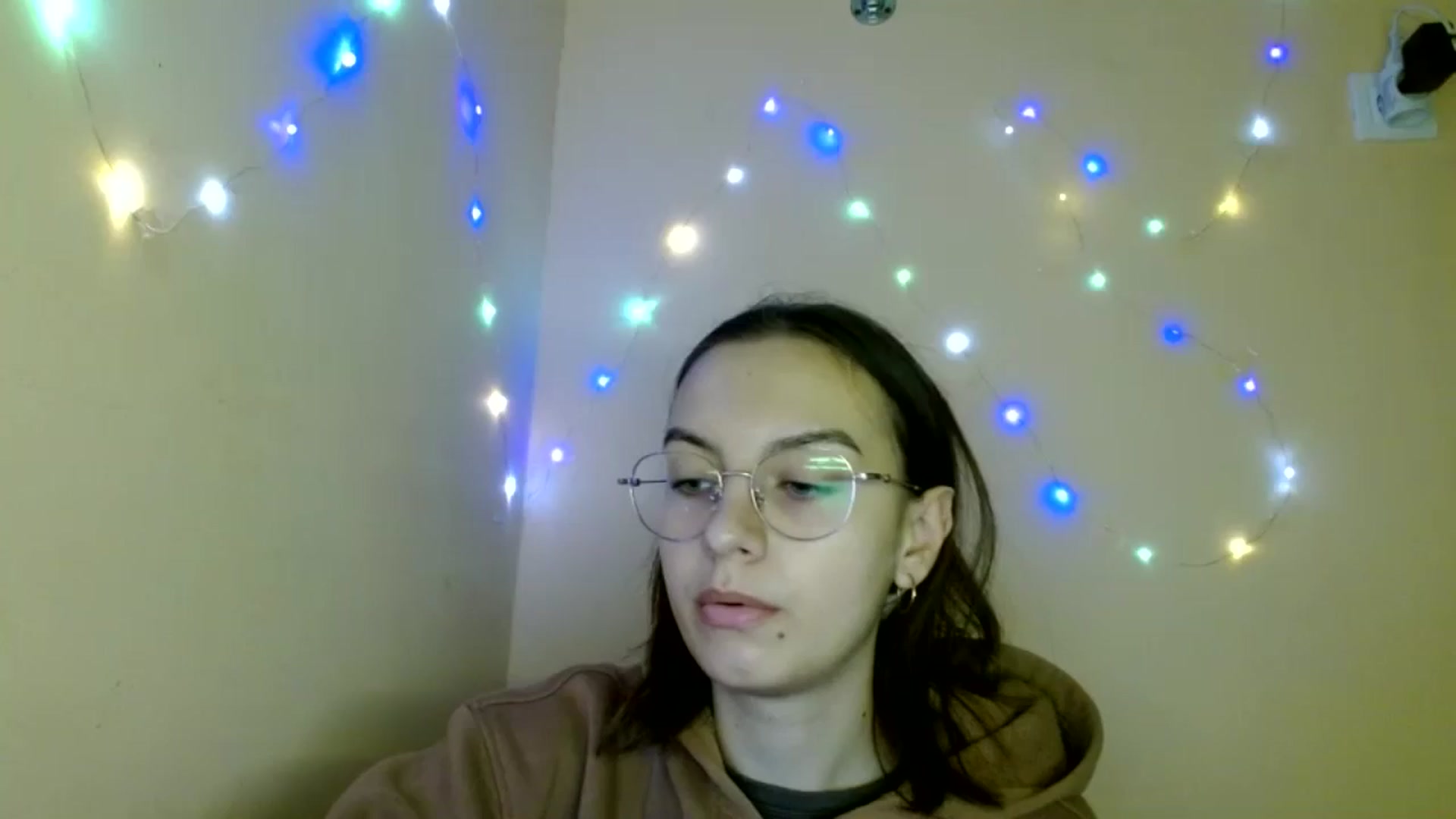Gallery image thumbnail from SofiaLiub's myfreecams stream on, 11/13/2024, 10:34 image 1 of 20