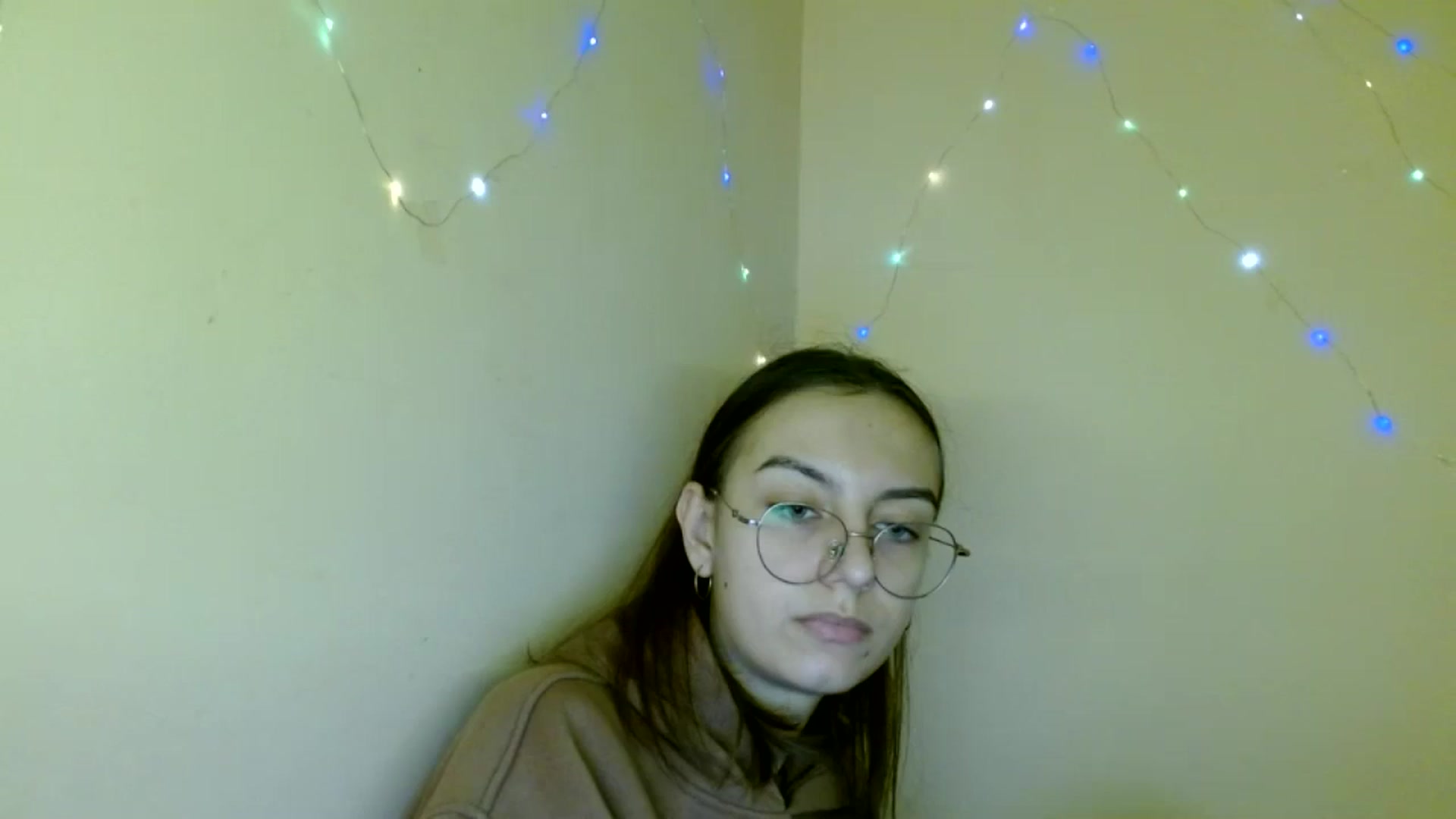 Gallery image thumbnail from SofiaLiub's myfreecams stream on, 11/13/2024, 11:11 image 7 of 20