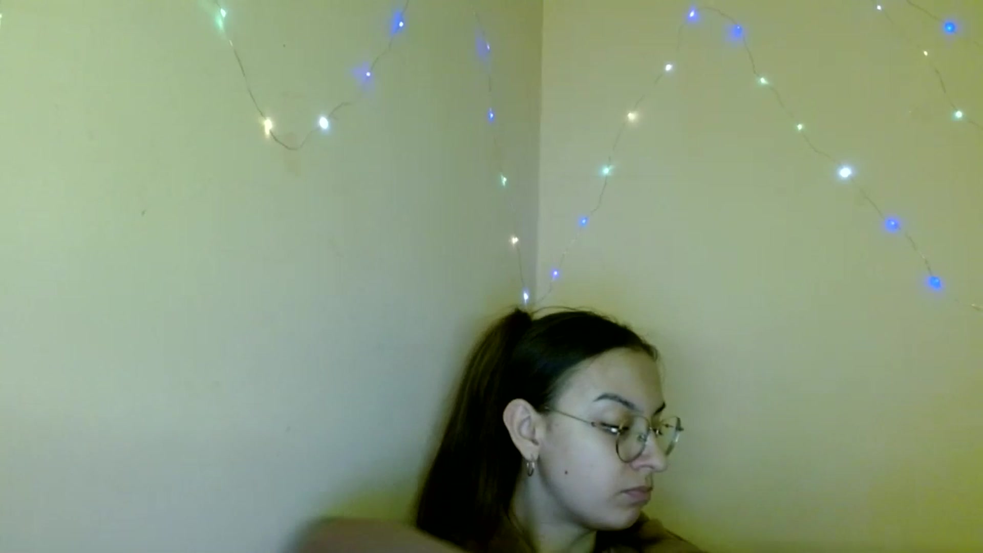 Gallery image thumbnail from SofiaLiub's myfreecams stream on, 11/13/2024, 11:11 image 15 of 20