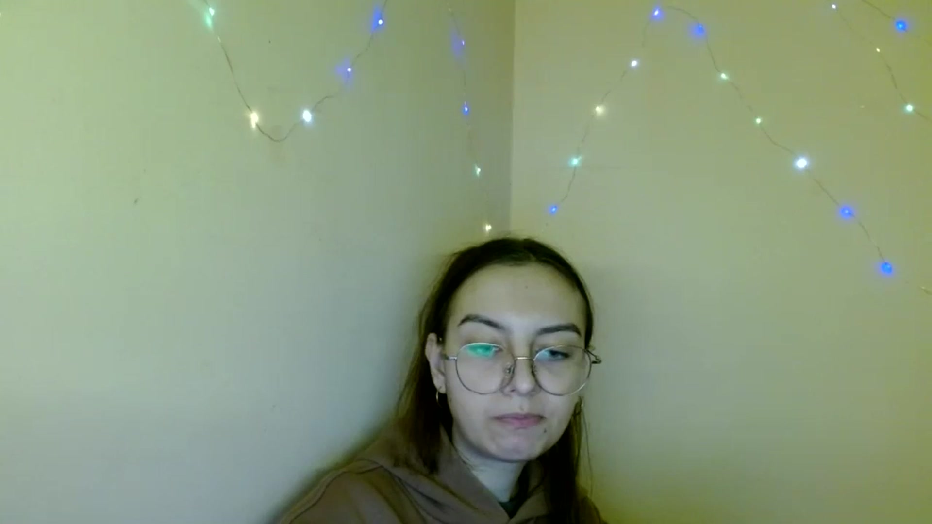 Gallery image thumbnail from SofiaLiub's myfreecams stream on, 11/13/2024, 11:11 image 12 of 20