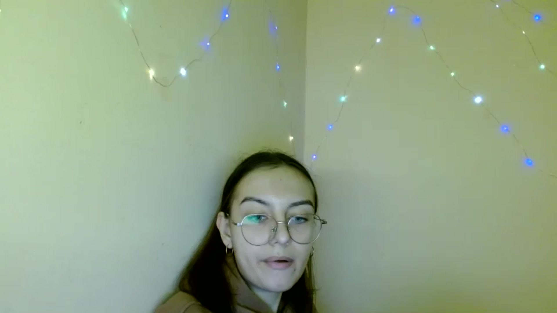 Gallery image thumbnail from SofiaLiub's myfreecams stream on, 11/13/2024, 11:11 image 6 of 20