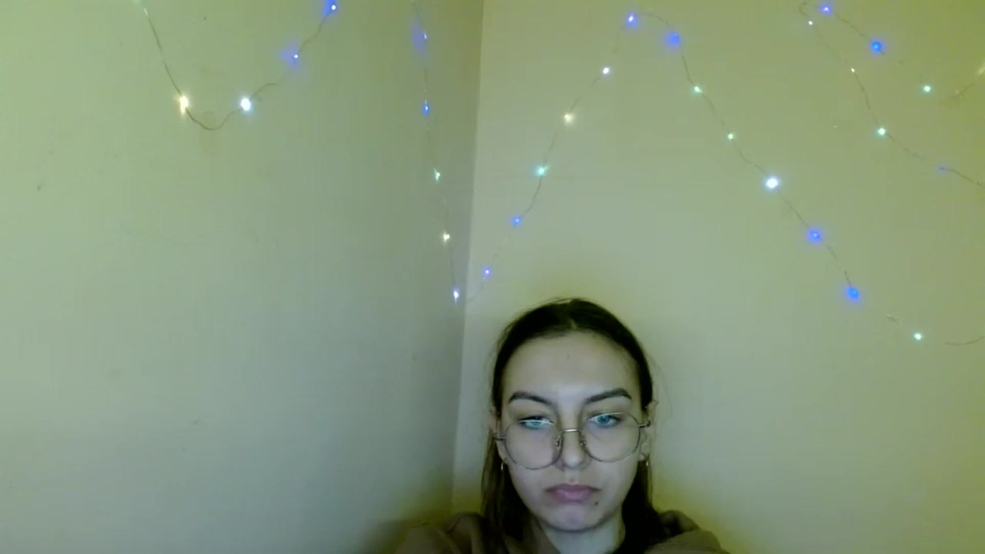 Gallery image thumbnail from SofiaLiub's myfreecams stream on, 11/13/2024, 11:11 image 17 of 20