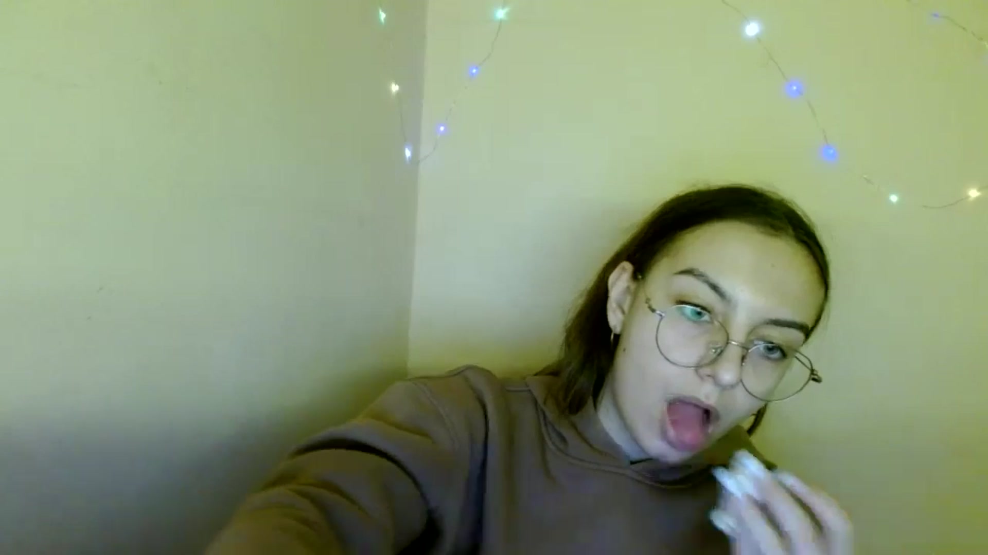 Gallery image thumbnail from SofiaLiub's myfreecams stream on, 11/13/2024, 11:31 image 4 of 20