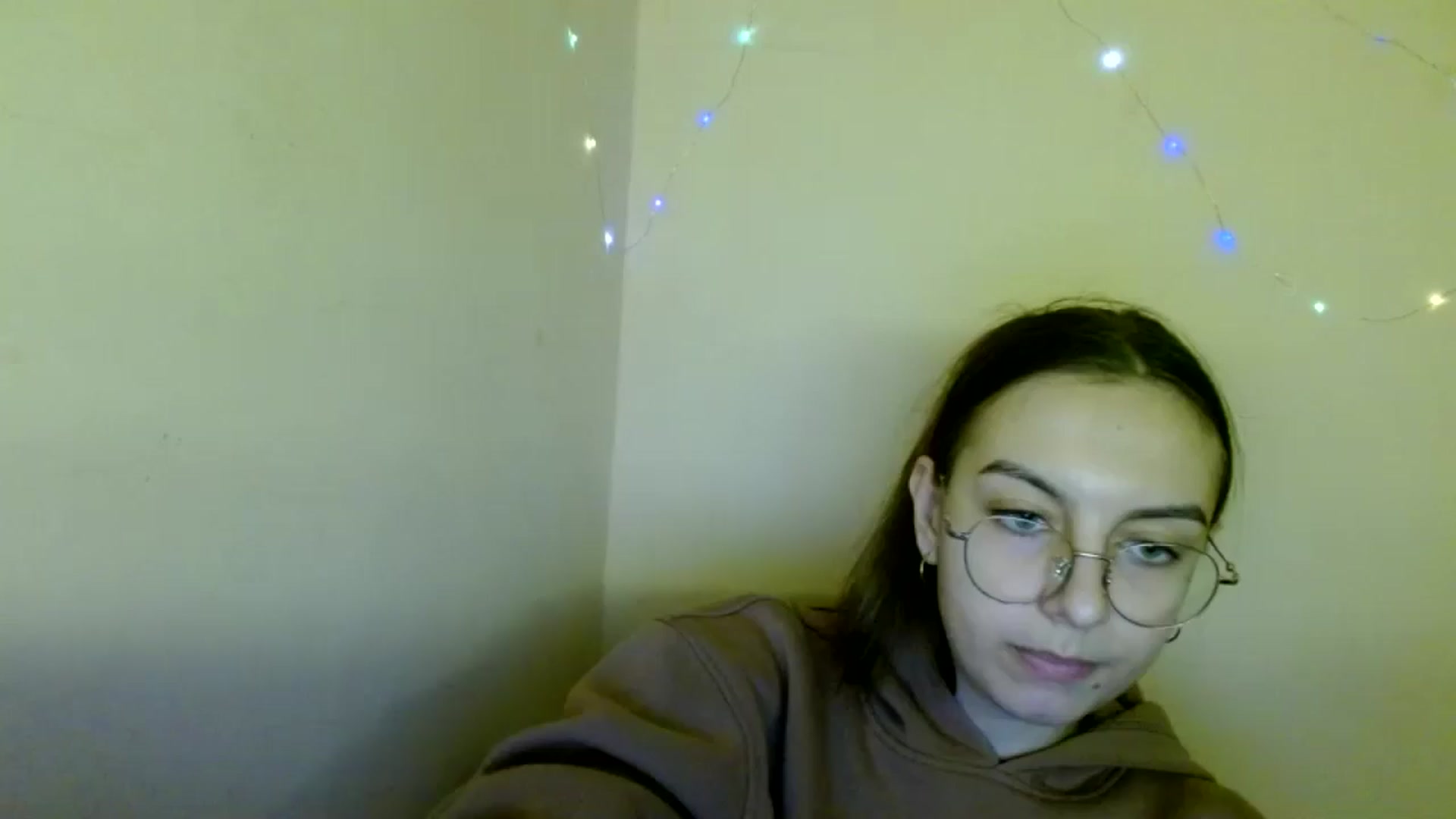 Gallery image thumbnail from SofiaLiub's myfreecams stream on, 11/13/2024, 11:31 image 16 of 20