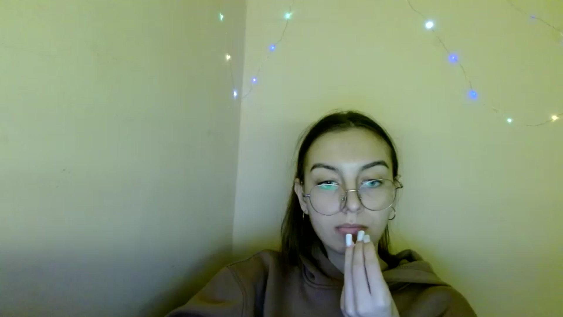 Gallery image thumbnail from SofiaLiub's myfreecams stream on, 11/13/2024, 11:31 image 12 of 20