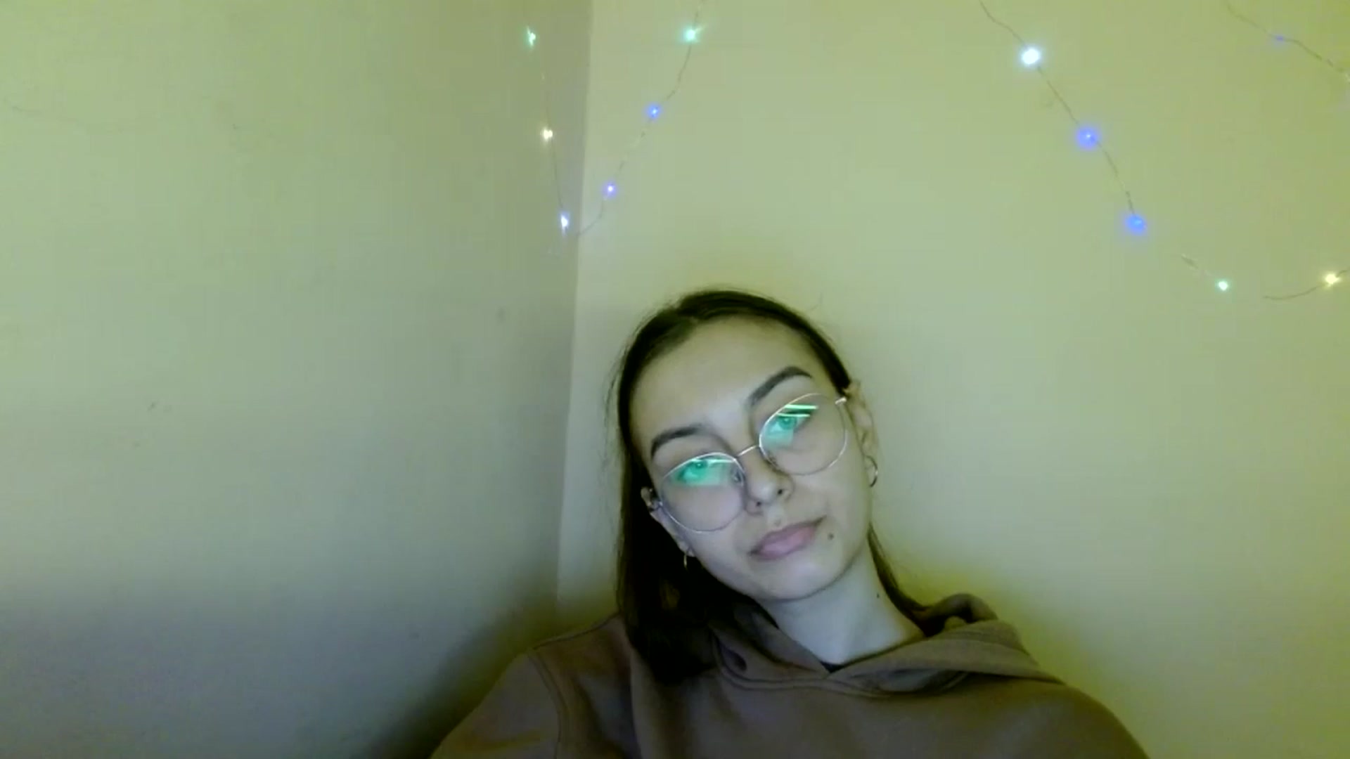 Gallery image thumbnail from SofiaLiub's myfreecams stream on, 11/13/2024, 11:31 image 17 of 20
