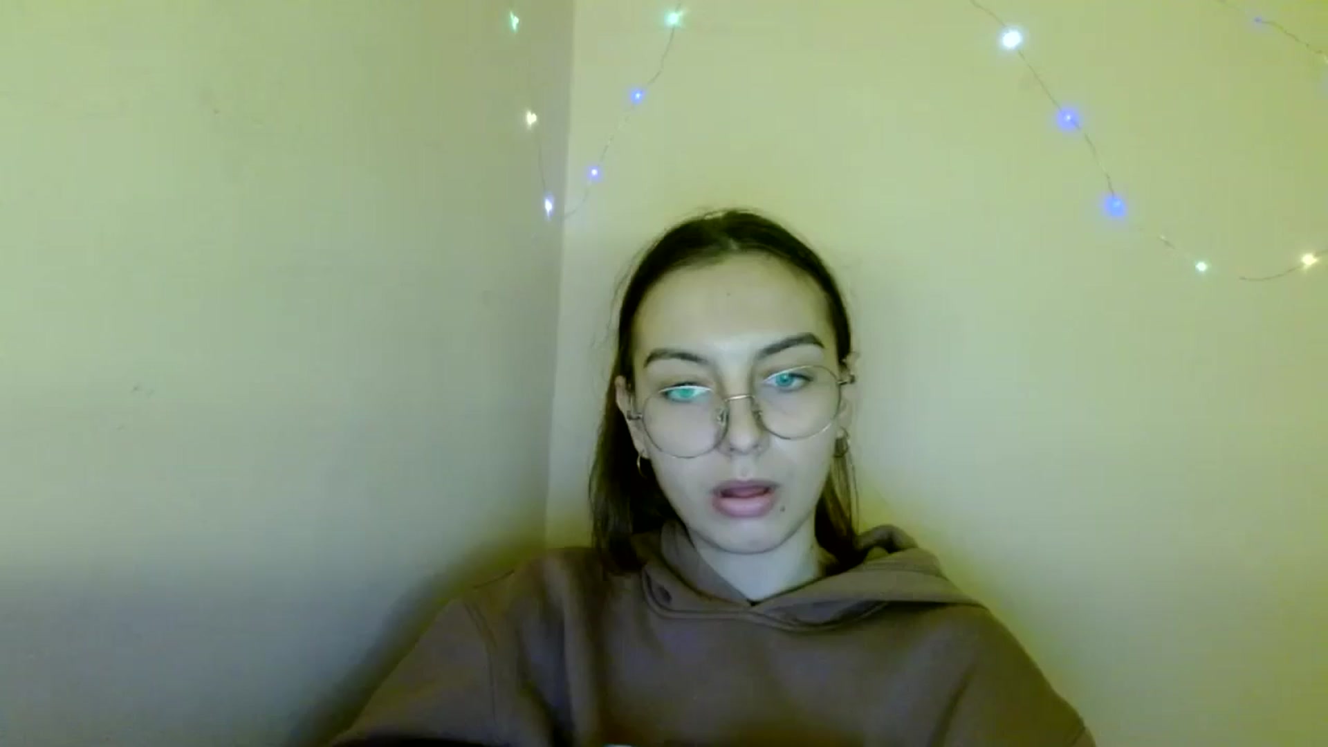Gallery image thumbnail from SofiaLiub's myfreecams stream on, 11/13/2024, 11:31 image 3 of 20
