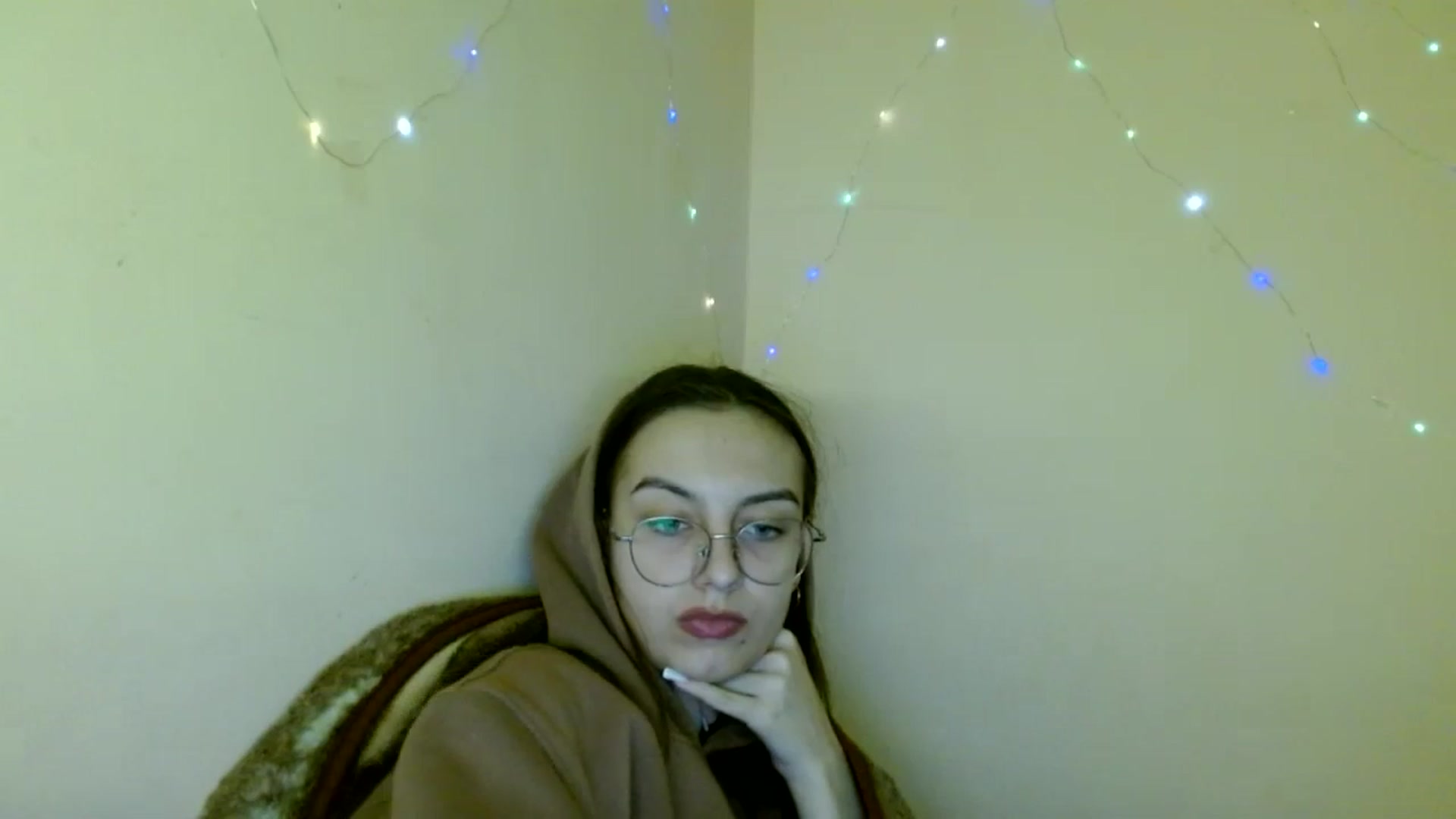 Gallery image thumbnail from SofiaLiub's myfreecams stream on, 11/13/2024, 12:51 image 12 of 20