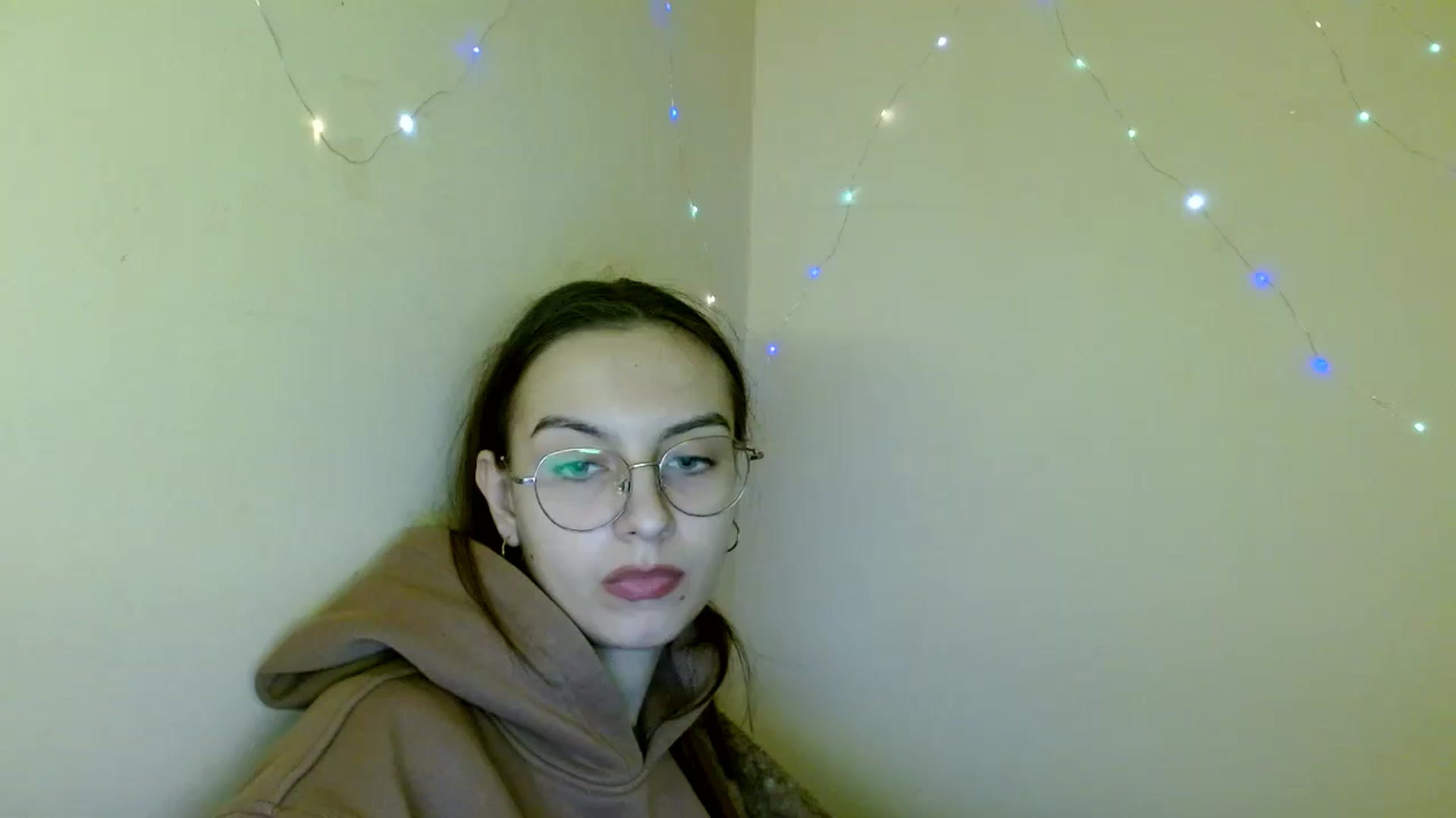 Gallery image thumbnail from SofiaLiub's myfreecams stream on, 11/13/2024, 12:51 image 9 of 20