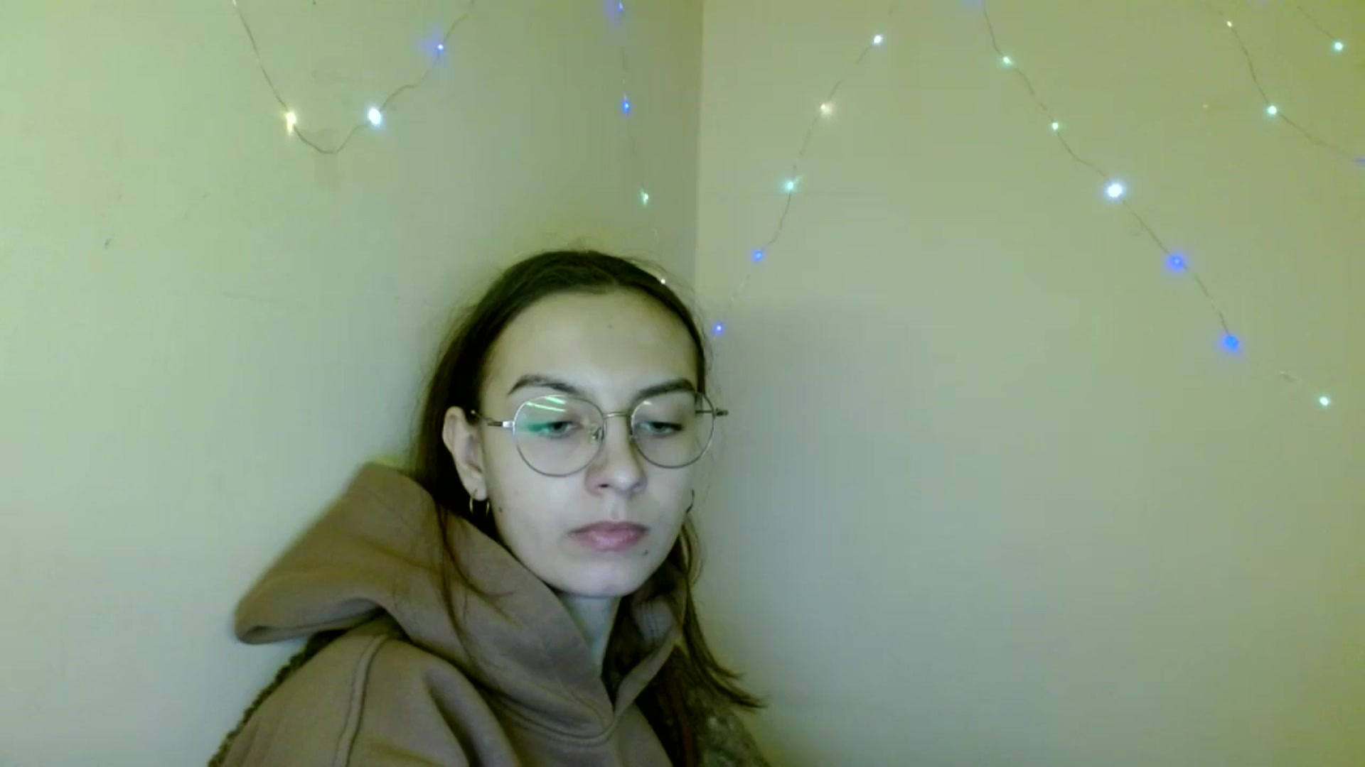 Gallery image thumbnail from SofiaLiub's myfreecams stream on, 11/13/2024, 12:51 image 3 of 20