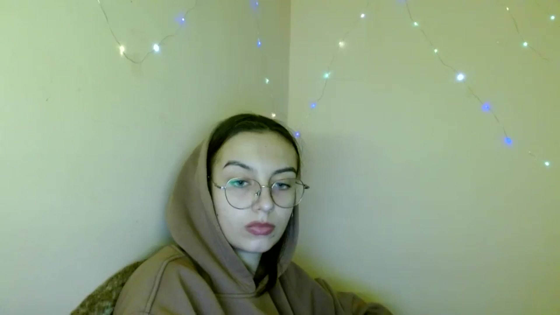 Gallery image thumbnail from SofiaLiub's myfreecams stream on, 11/13/2024, 12:51 image 19 of 20