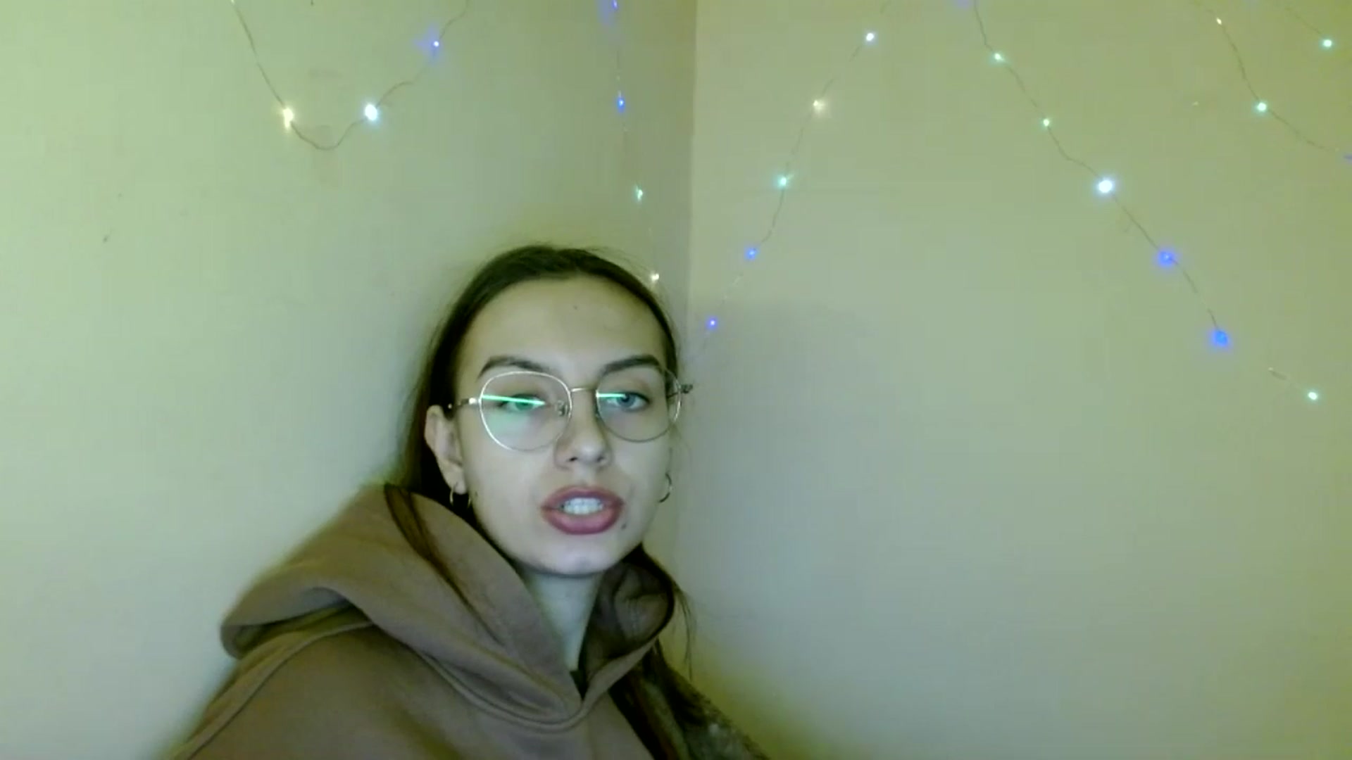 Gallery image thumbnail from SofiaLiub's myfreecams stream on, 11/13/2024, 12:51 image 7 of 20