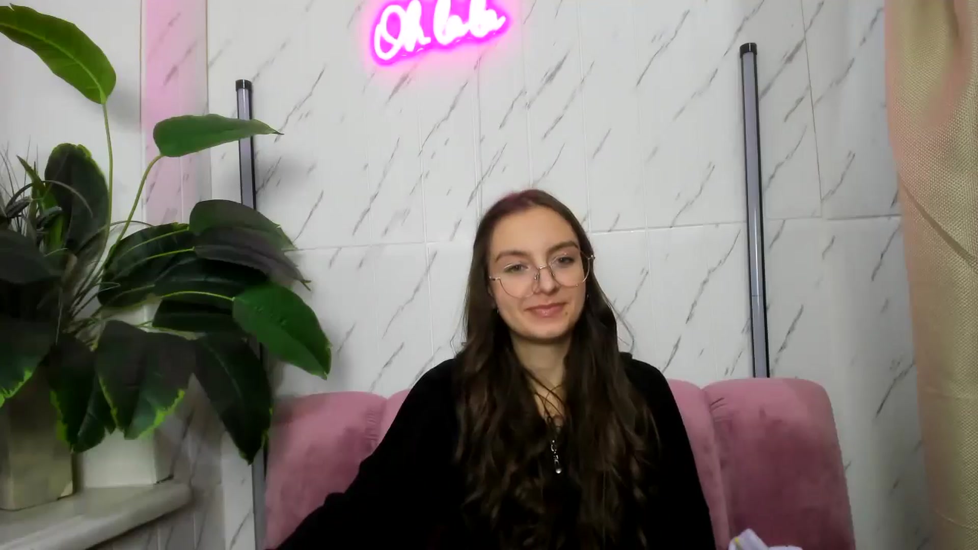 Gallery image thumbnail from SofiaLiub's myfreecams stream on, 11/26/2024, 13:52 image 16 of 20