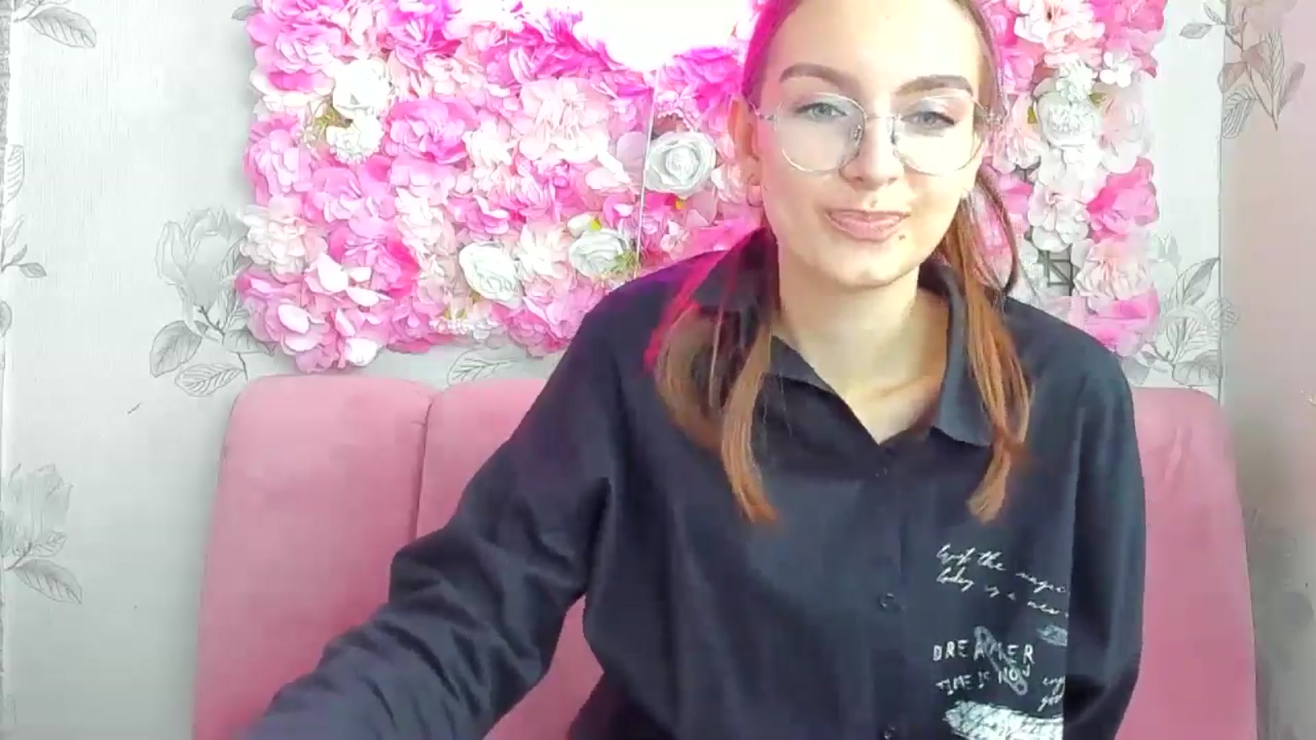 Gallery image thumbnail from SofiaLiub's myfreecams stream on, 11/30/2024, 11:27 image 11 of 20