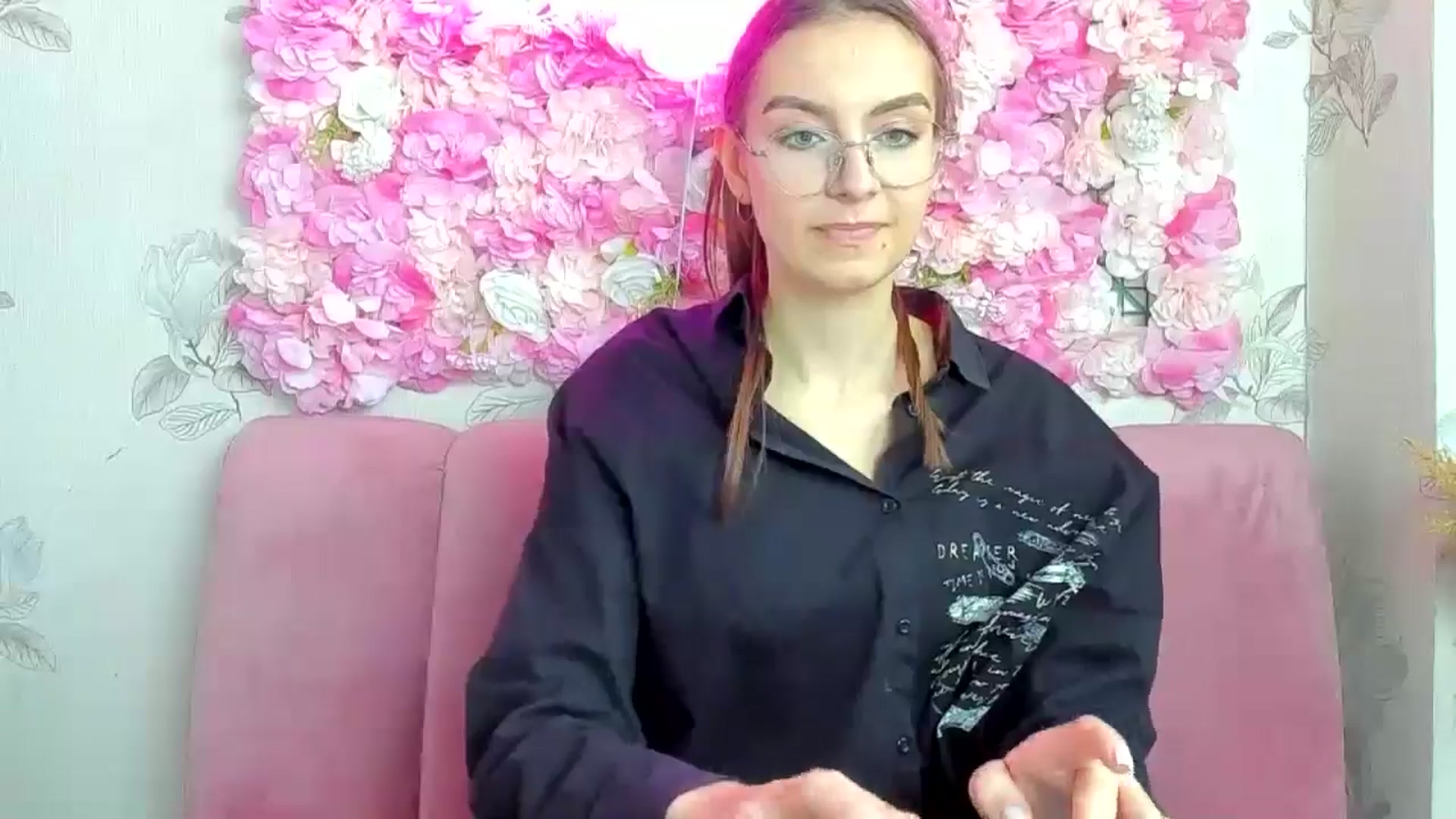 Gallery image thumbnail from SofiaLiub's myfreecams stream on, 11/30/2024, 12:15 image 4 of 20