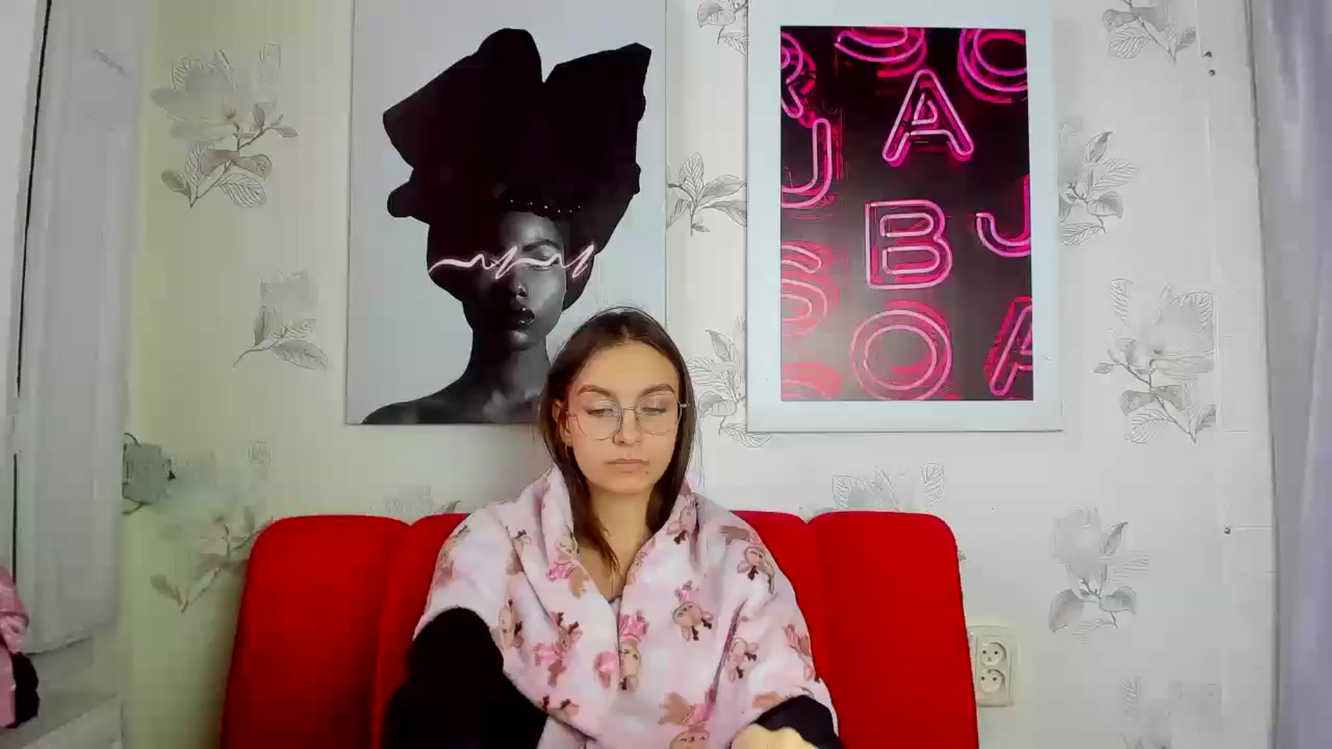 Gallery image thumbnail from SofiaLiub's myfreecams stream on, 12/03/2024, 13:07 image 1 of 20