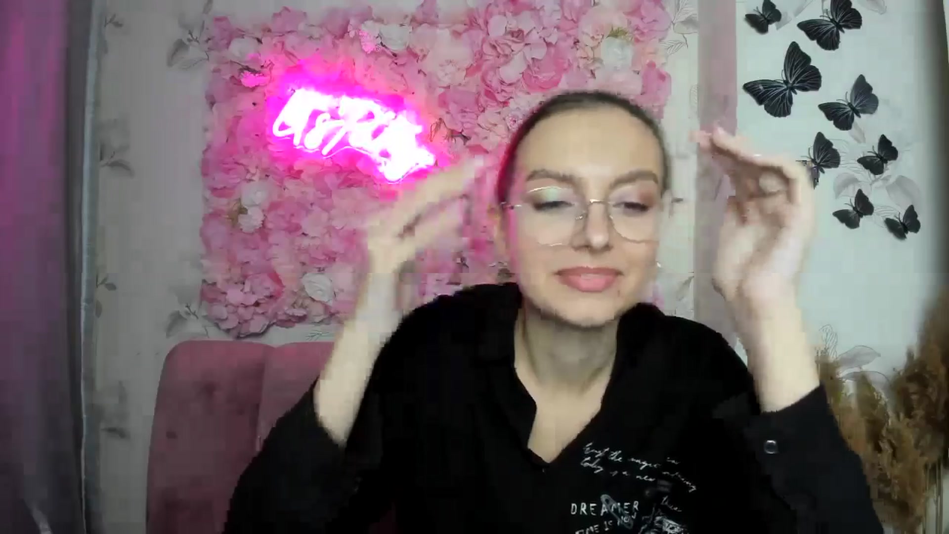 Gallery image thumbnail from SofiaLiub's myfreecams stream on, 12/10/2024, 14:56 image 7 of 20