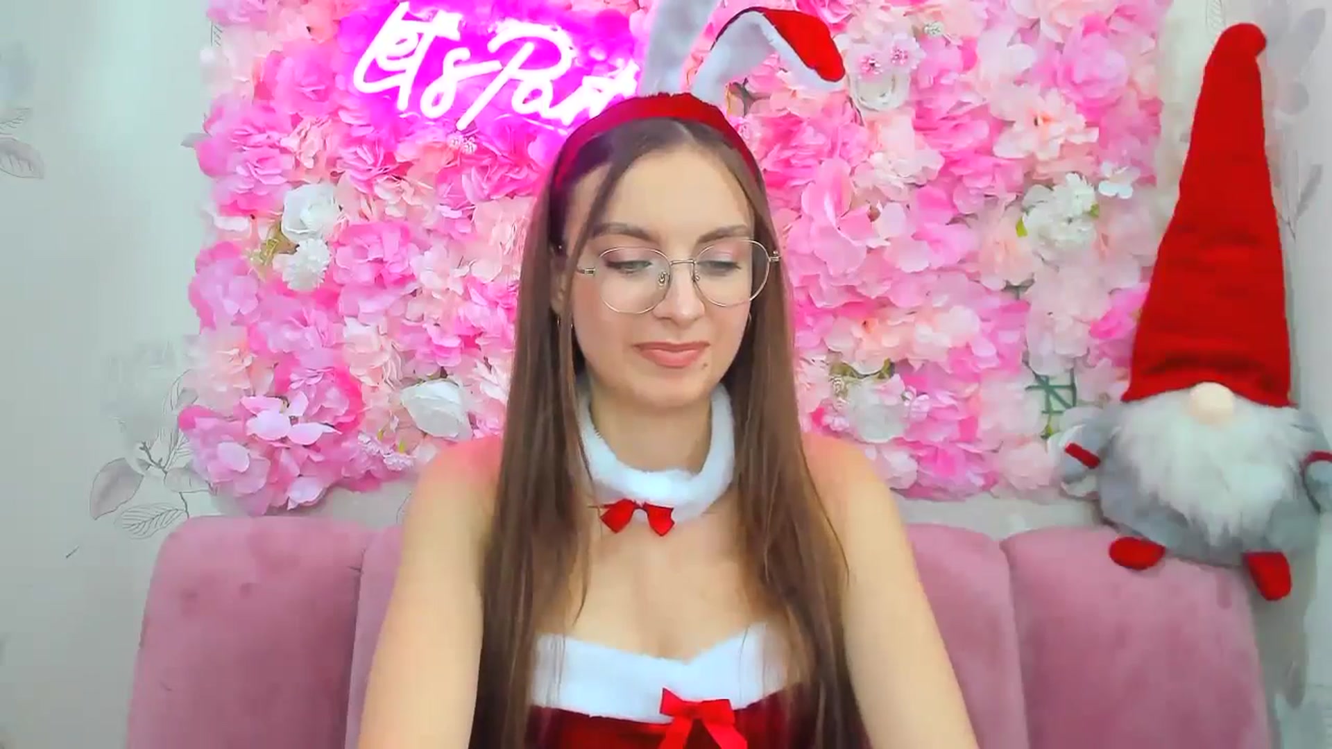 Gallery image thumbnail from SofiaLiub's myfreecams stream on, 12/20/2024, 12:43 image 14 of 20