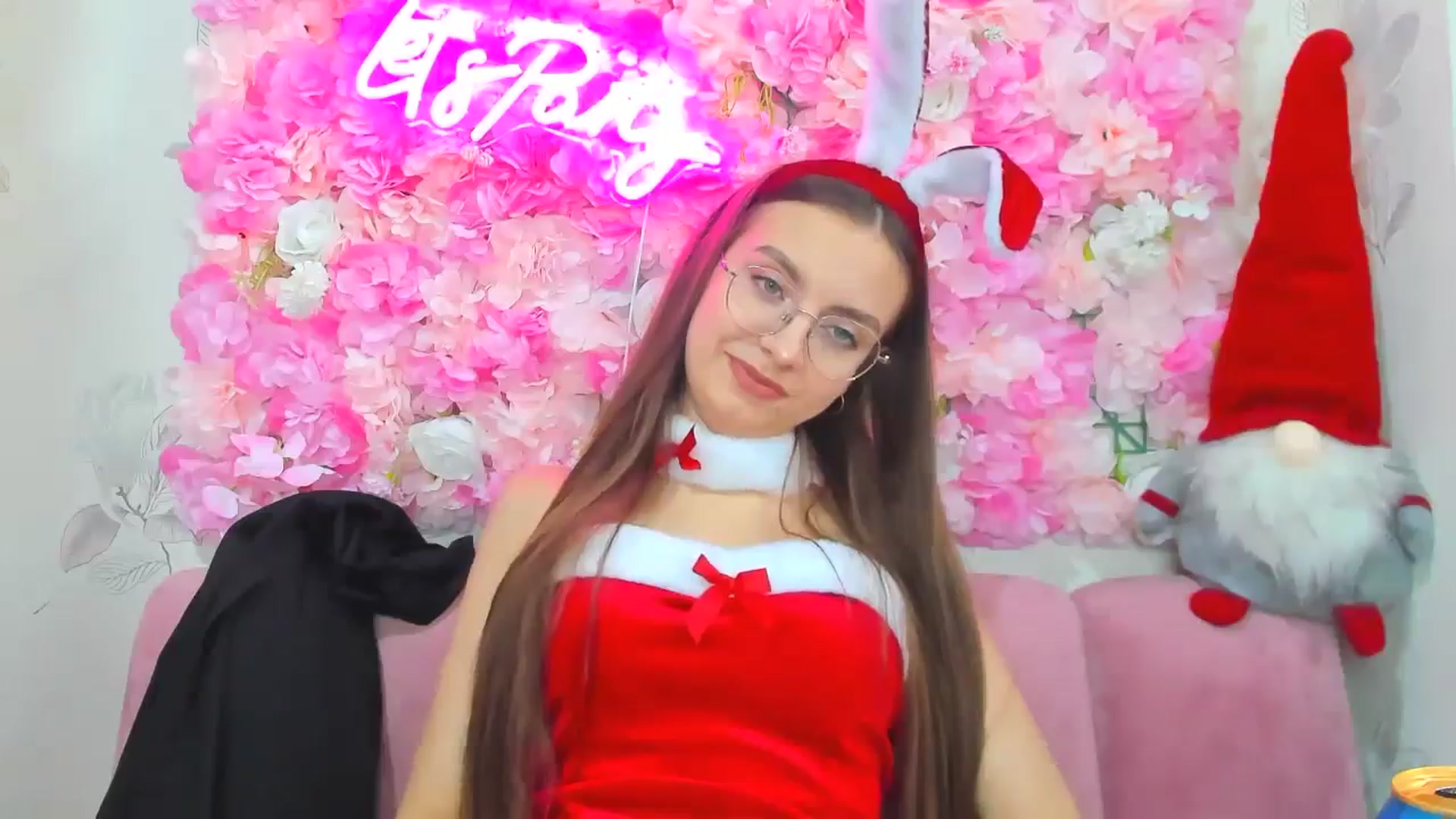 Gallery image thumbnail from SofiaLiub's myfreecams stream on, 12/20/2024, 13:04 image 9 of 20