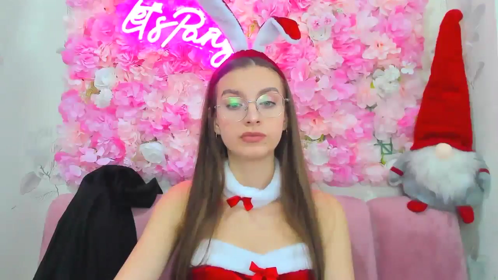 Gallery image thumbnail from SofiaLiub's myfreecams stream on, 12/20/2024, 13:04 image 4 of 20
