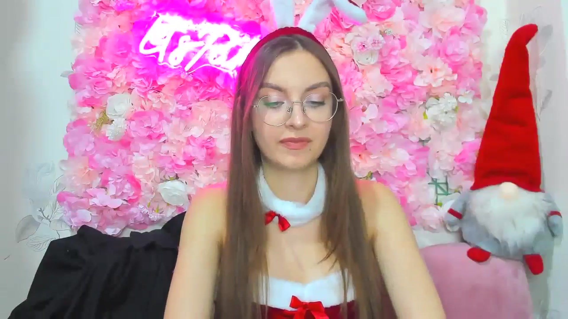 Gallery image thumbnail from SofiaLiub's myfreecams stream on, 12/20/2024, 15:27 image 16 of 20