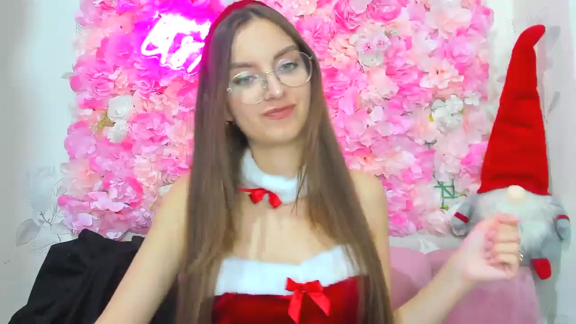 Gallery image thumbnail from SofiaLiub's myfreecams stream on, 12/20/2024, 15:27 image 9 of 20