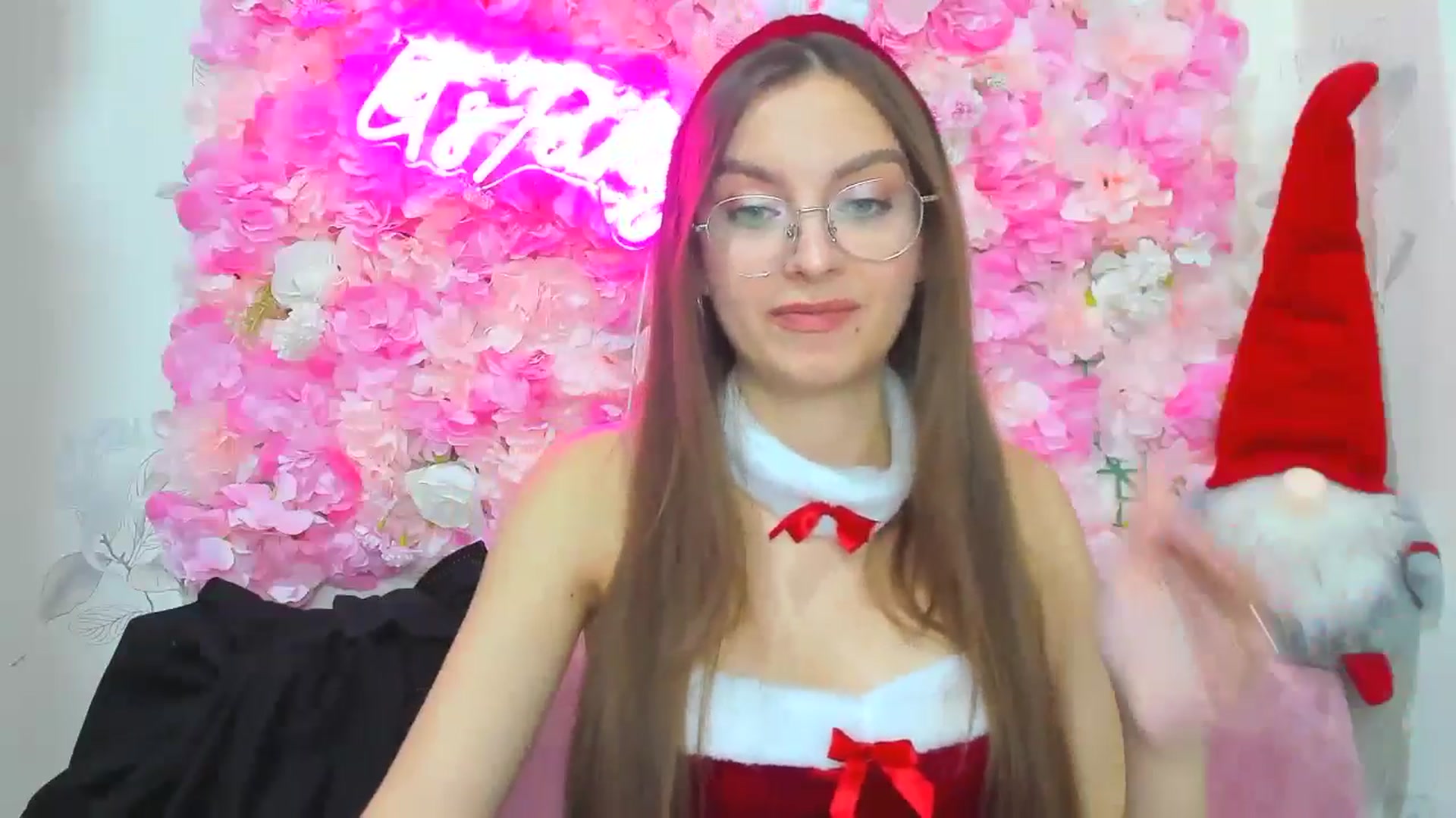 Gallery image thumbnail from SofiaLiub's myfreecams stream on, 12/20/2024, 15:27 image 11 of 20