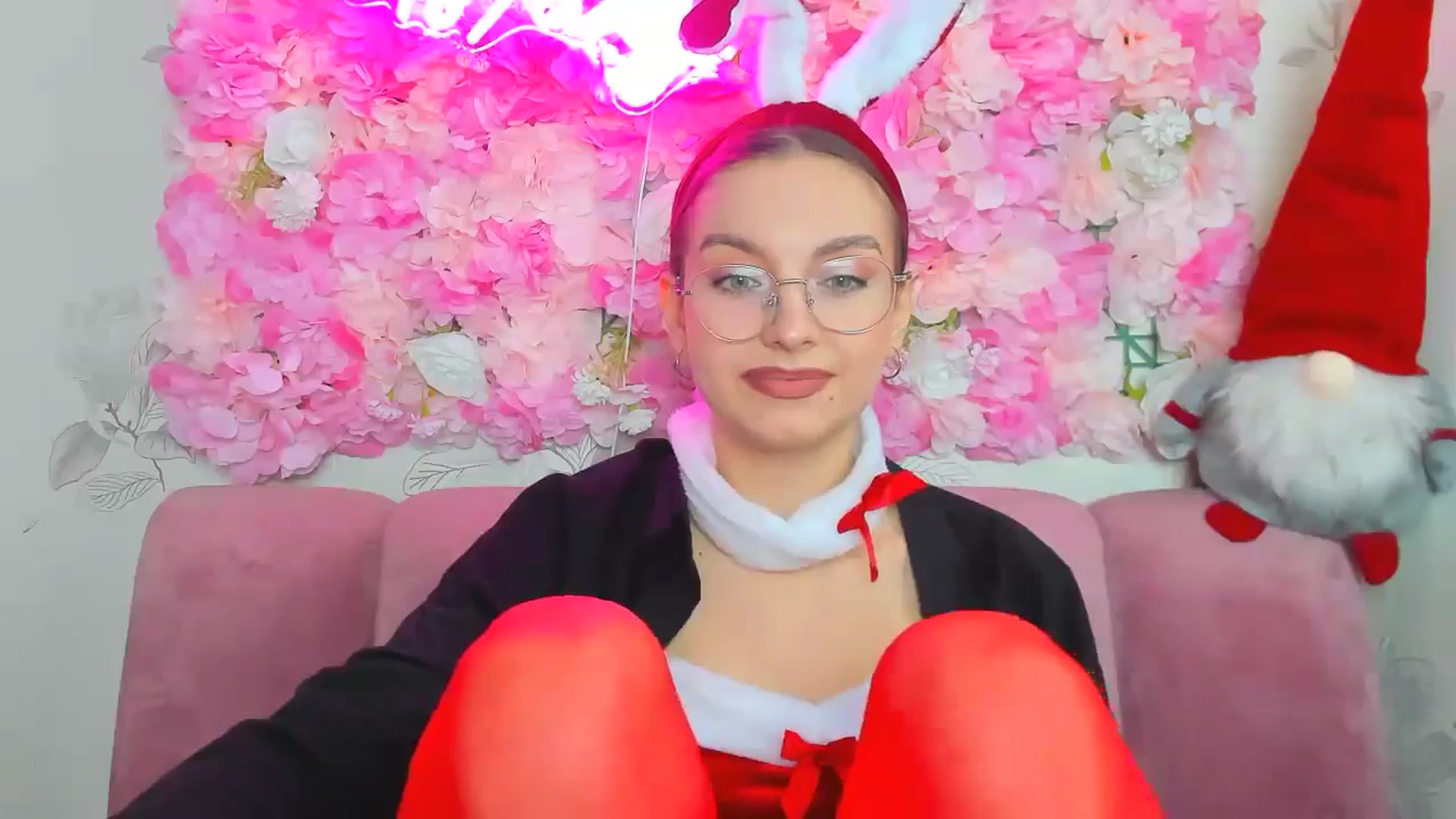 Gallery image thumbnail from SofiaLiub's myfreecams stream on, 12/22/2024, 12:43 image 6 of 20
