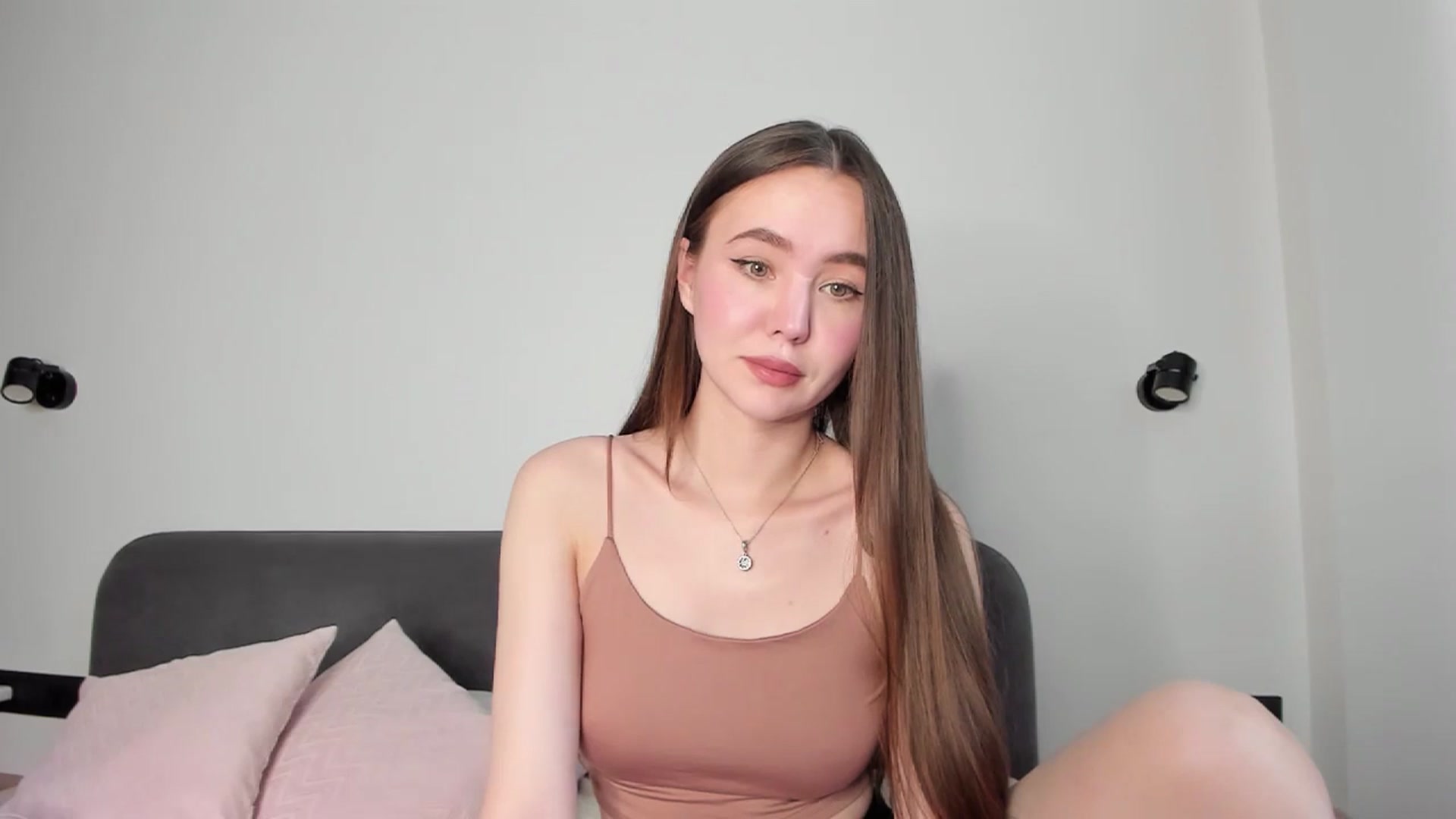 Gallery image thumbnail from SofiaShy's myfreecams stream on, 09/03/2023, 09:11 image 6 of 20