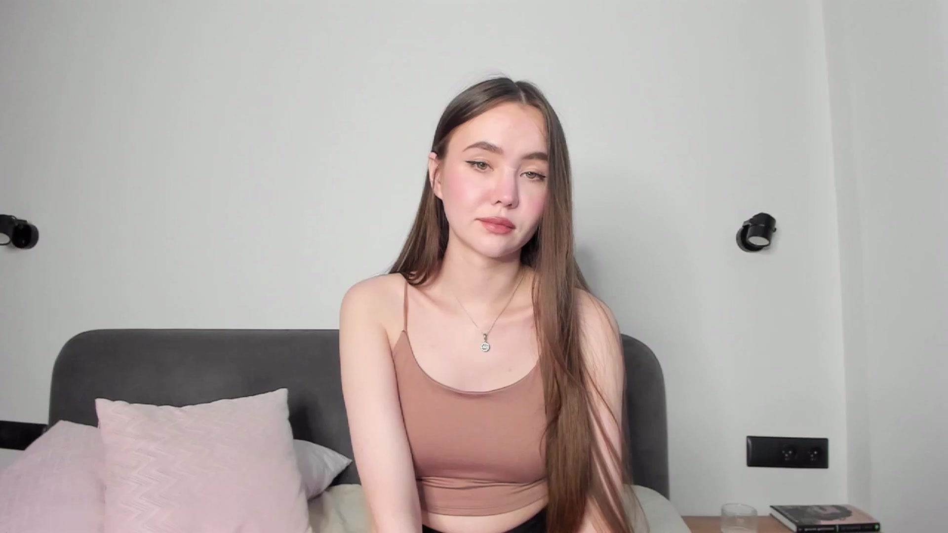 Gallery image thumbnail from SofiaShy's myfreecams stream on, 09/03/2023, 10:43 image 11 of 20