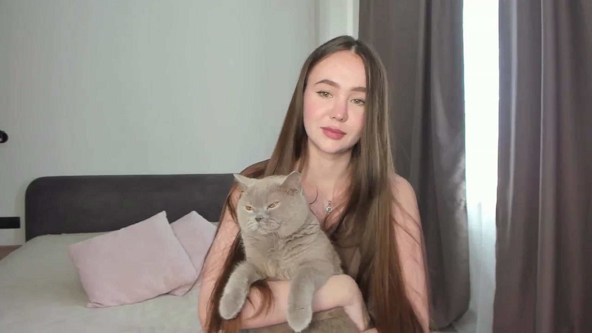 Gallery image thumbnail from SofiaShy's myfreecams stream on, 09/06/2023, 10:17 image 18 of 20