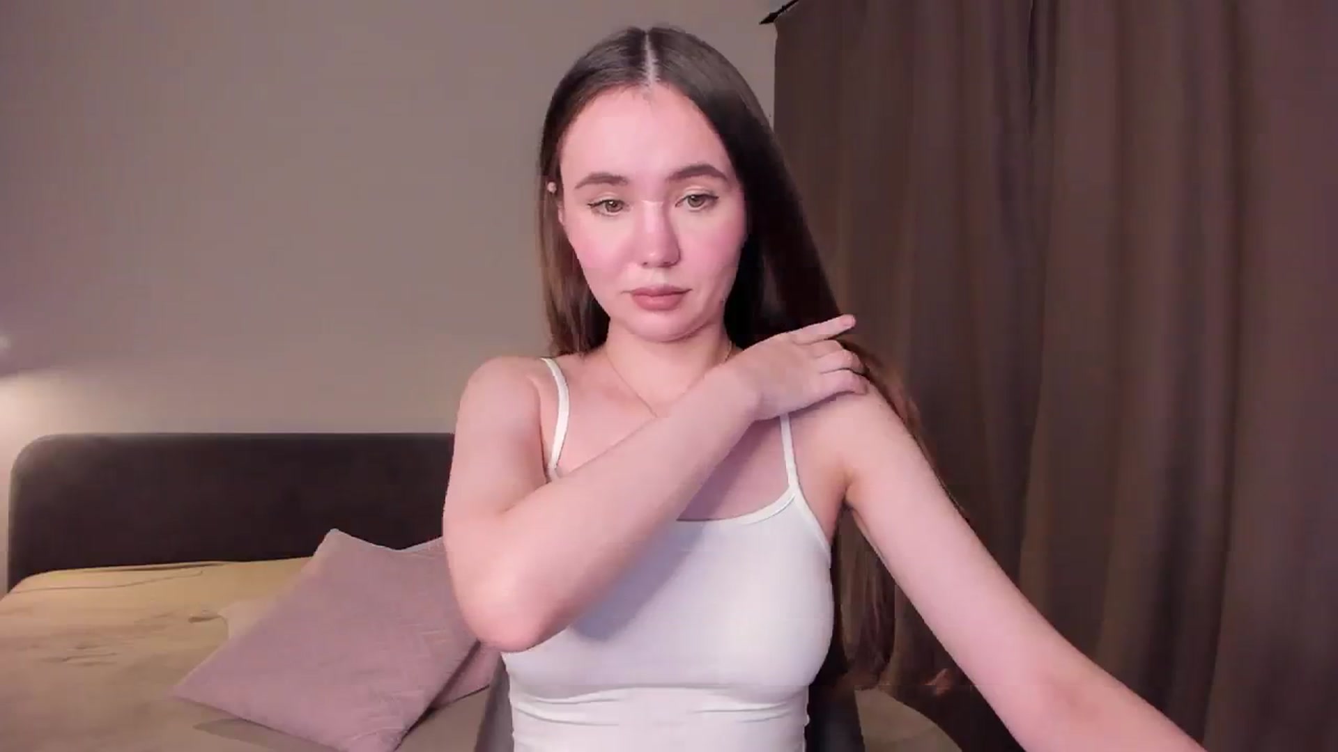 Gallery image thumbnail from SofiaShy's myfreecams stream on, 11/12/2023, 16:56 image 19 of 20