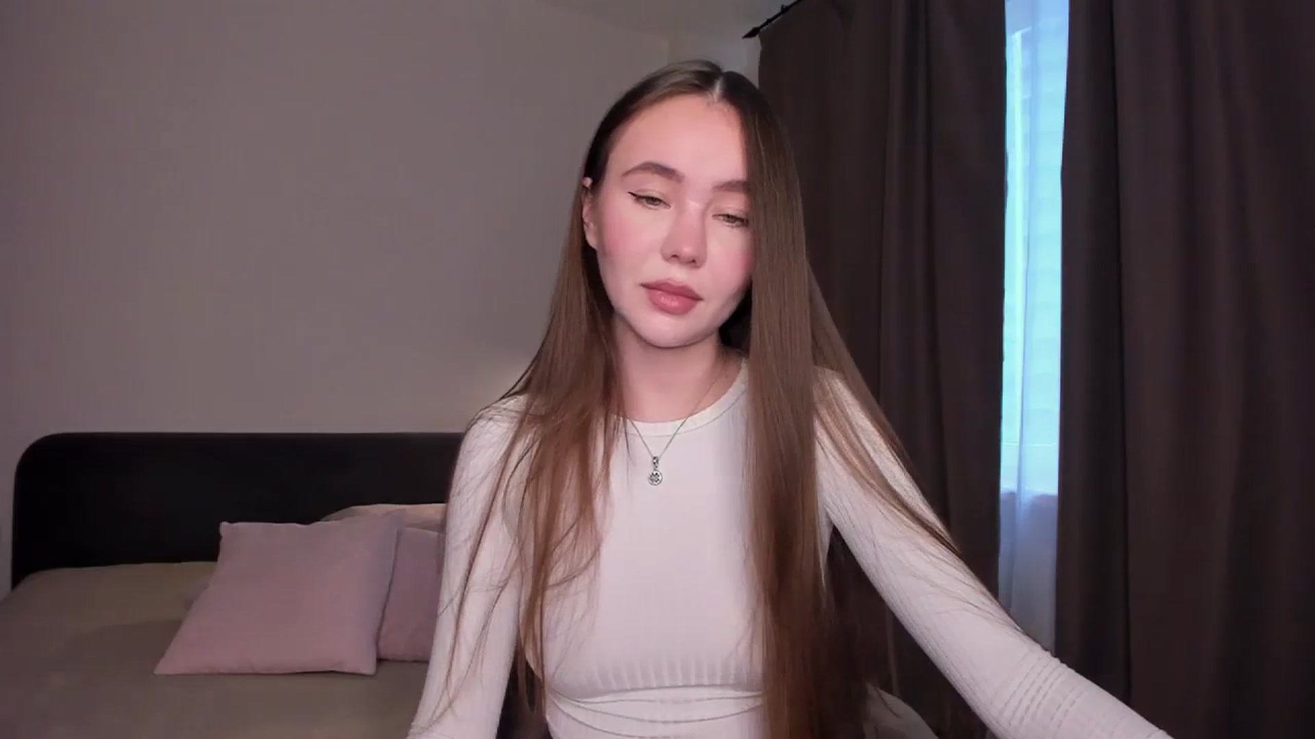 Gallery image thumbnail from SofiaShy's myfreecams stream on, 11/14/2023, 10:34 image 2 of 20