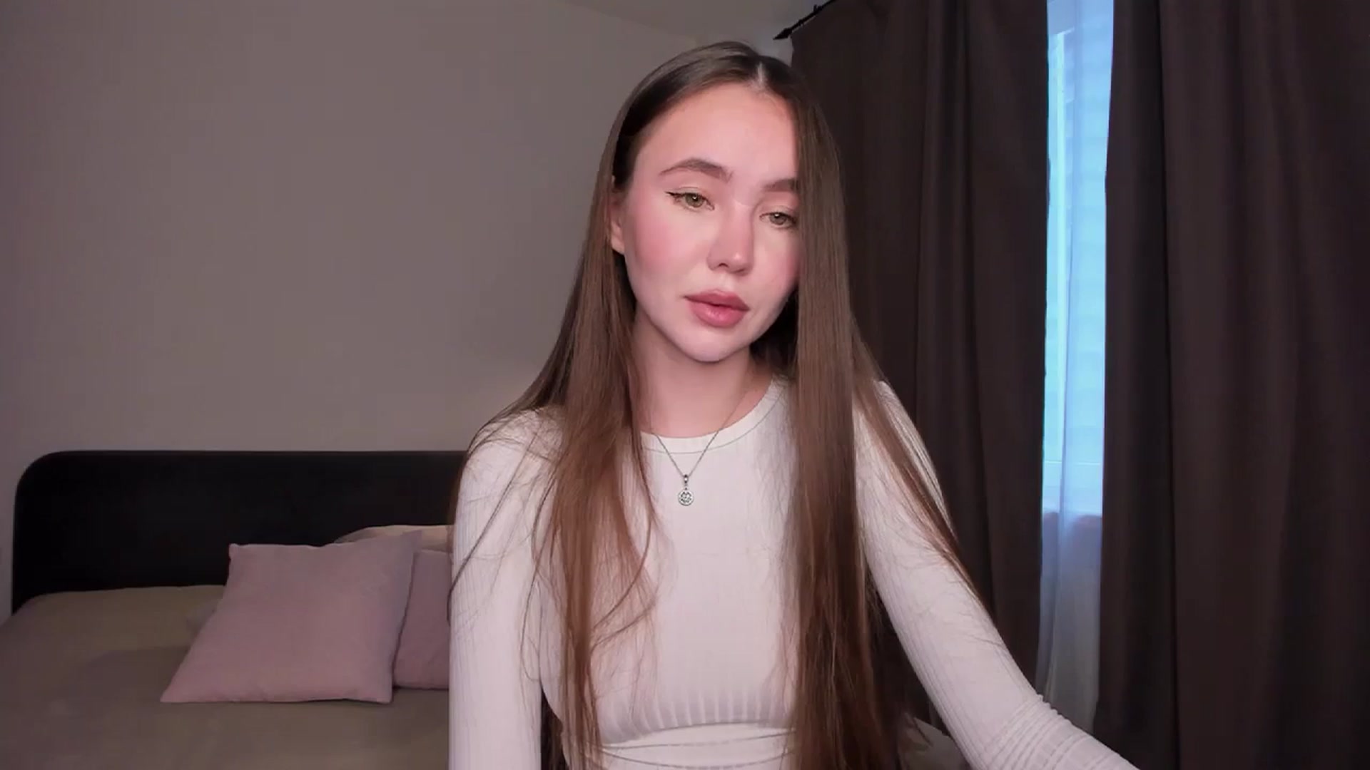 Gallery image thumbnail from SofiaShy's myfreecams stream on, 11/14/2023, 10:34 image 13 of 20