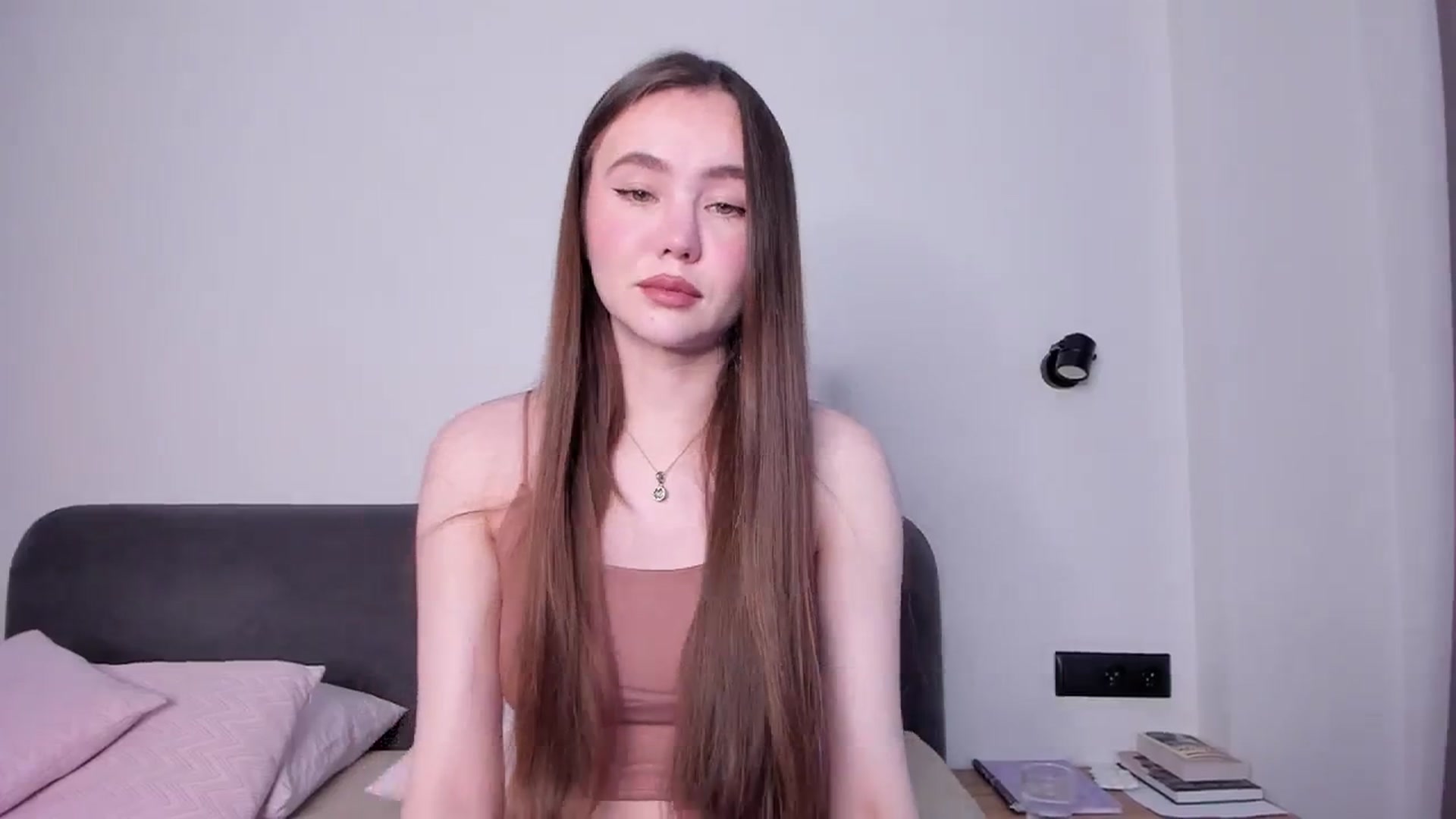 Gallery image thumbnail from SofiaShy's myfreecams stream on, 12/11/2023, 10:29 image 7 of 20
