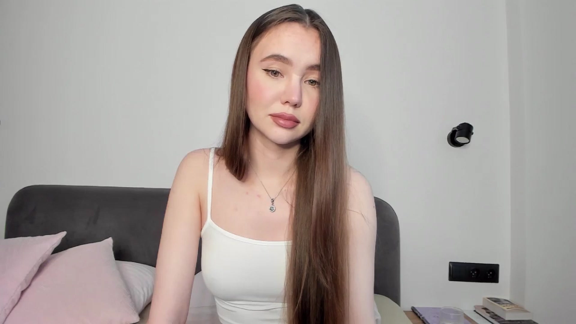 Gallery image thumbnail from SofiaShy's myfreecams stream on, 12/12/2023, 10:43 image 17 of 20