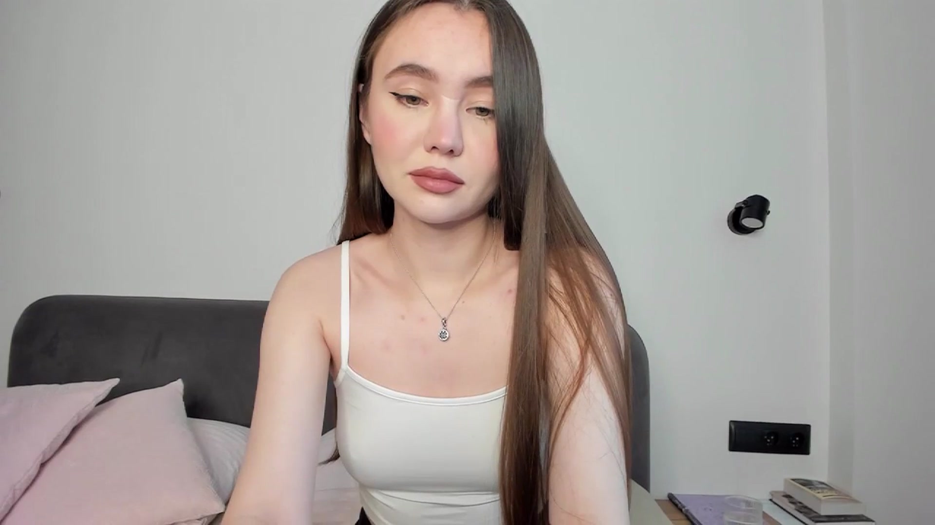 Gallery image thumbnail from SofiaShy's myfreecams stream on, 12/12/2023, 10:43 image 4 of 20
