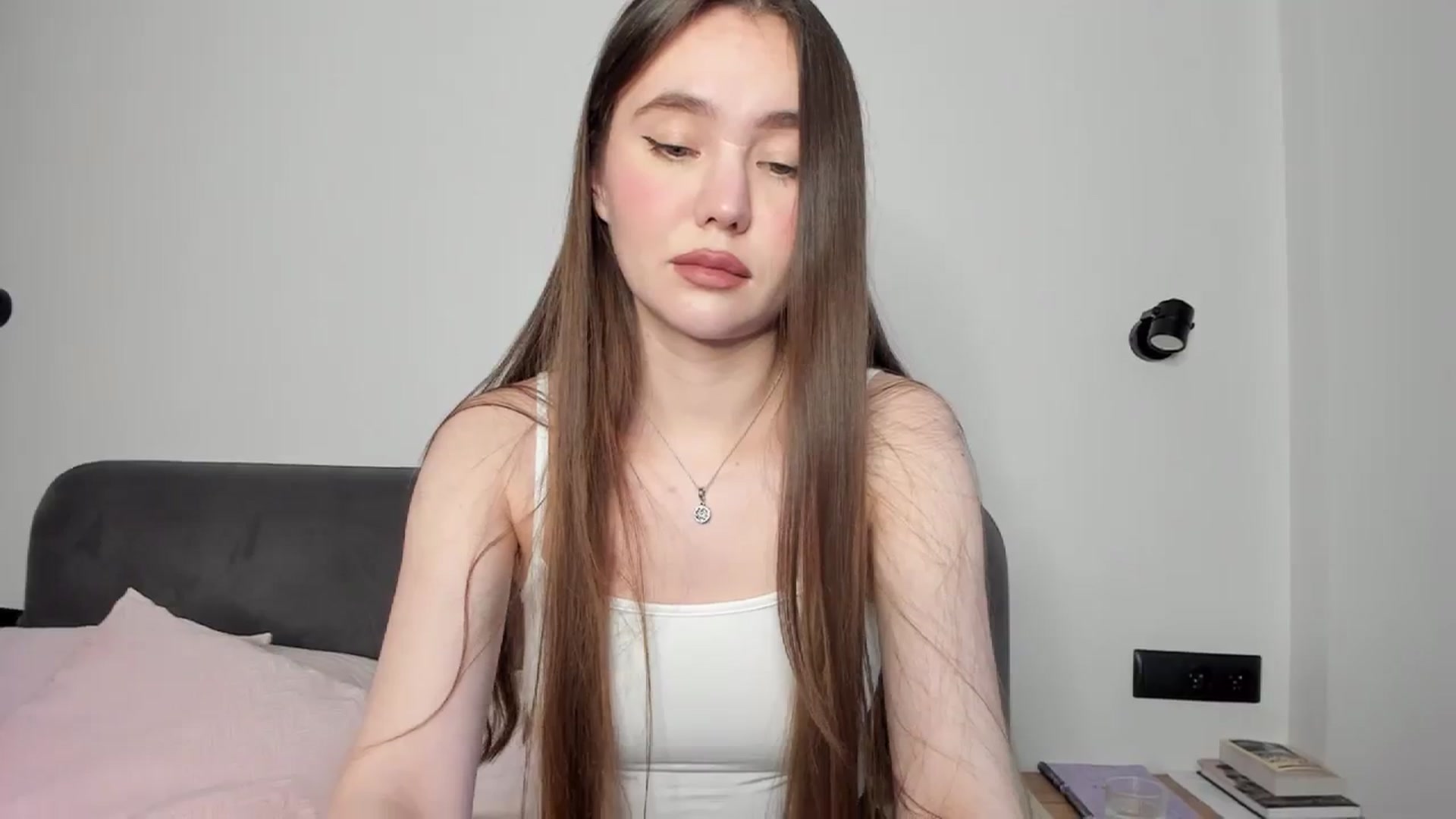Gallery image thumbnail from SofiaShy's myfreecams stream on, 12/12/2023, 12:11 image 15 of 20