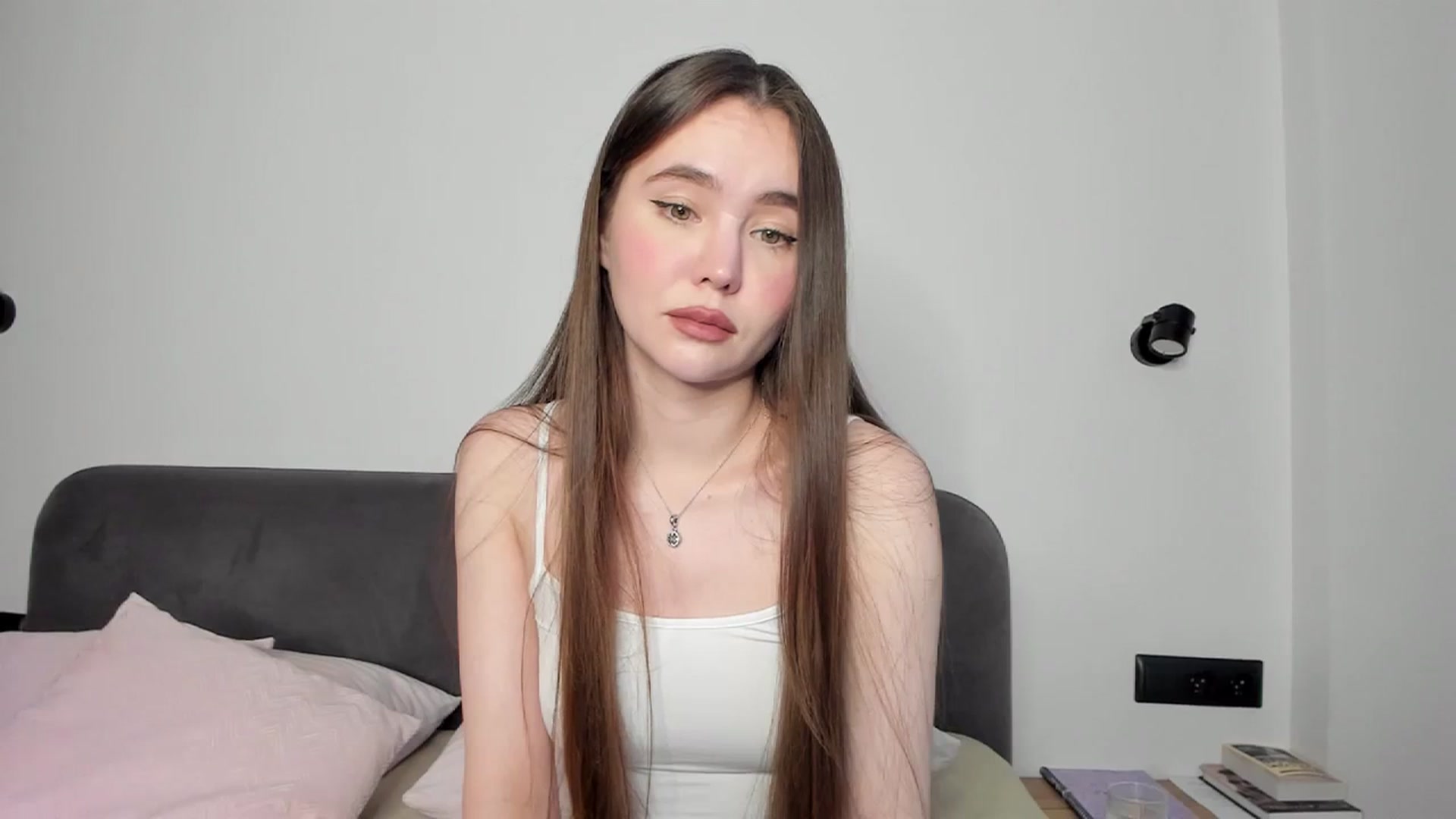 Gallery image thumbnail from SofiaShy's myfreecams stream on, 12/12/2023, 12:11 image 16 of 20