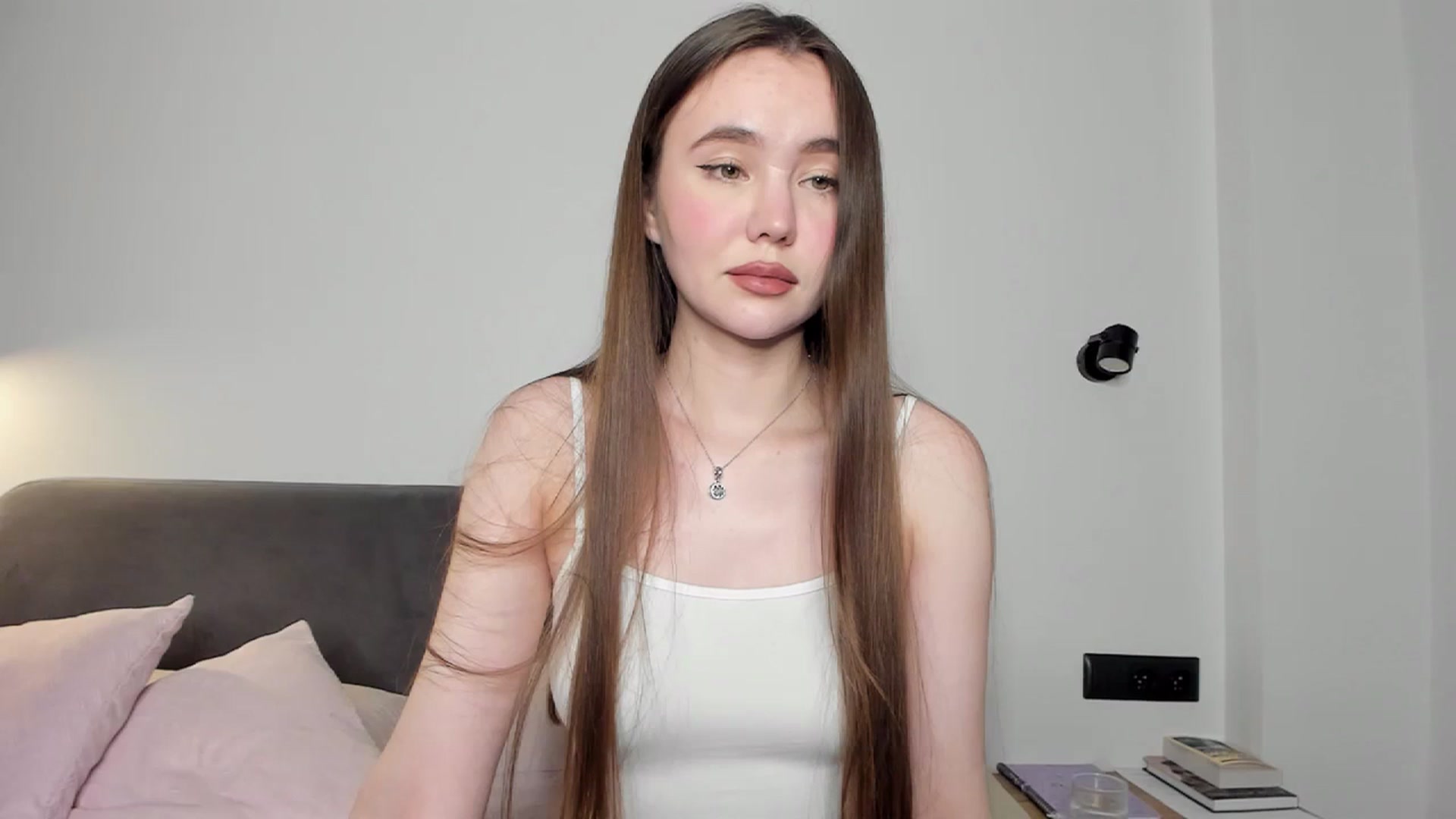 Gallery image thumbnail from SofiaShy's myfreecams stream on, 12/12/2023, 17:08 image 1 of 20