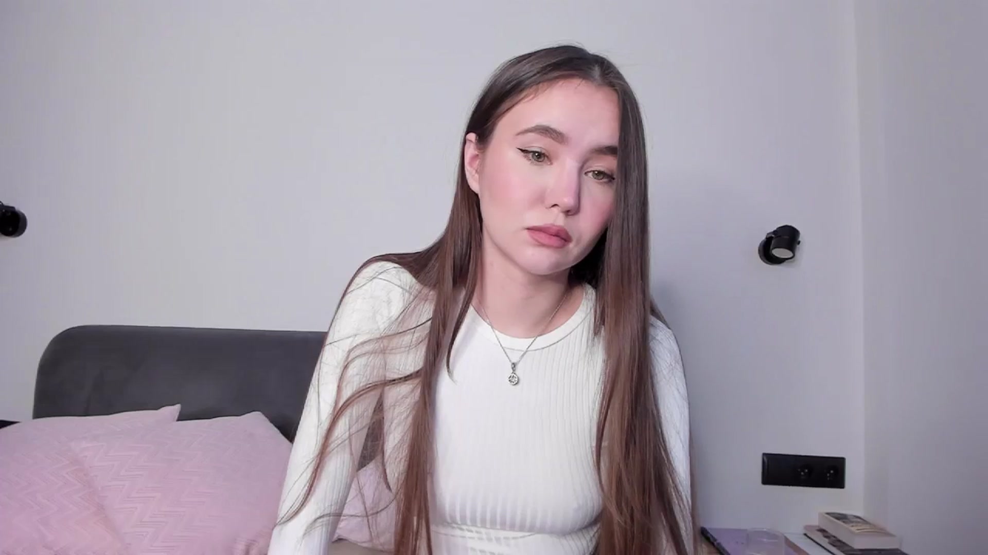Gallery image thumbnail from SofiaShy's myfreecams stream on, 12/13/2023, 11:51 image 9 of 20