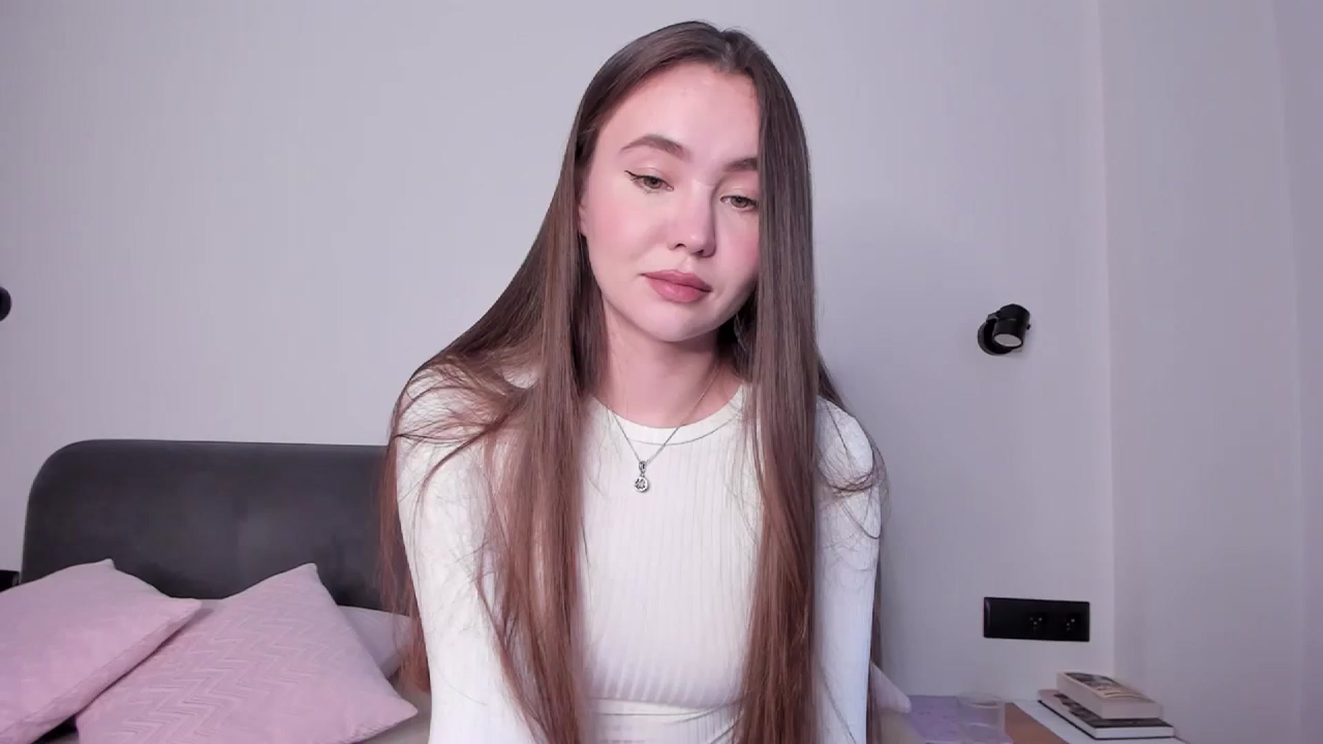 Gallery image thumbnail from SofiaShy's myfreecams stream on, 12/15/2023, 11:53 image 1 of 20