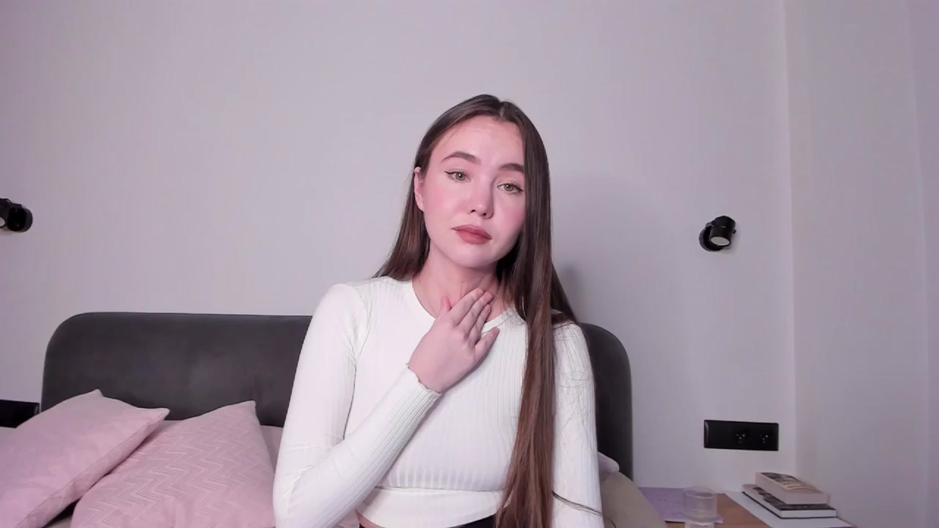Gallery image thumbnail from SofiaShy's myfreecams stream on, 12/15/2023, 12:42 image 17 of 20
