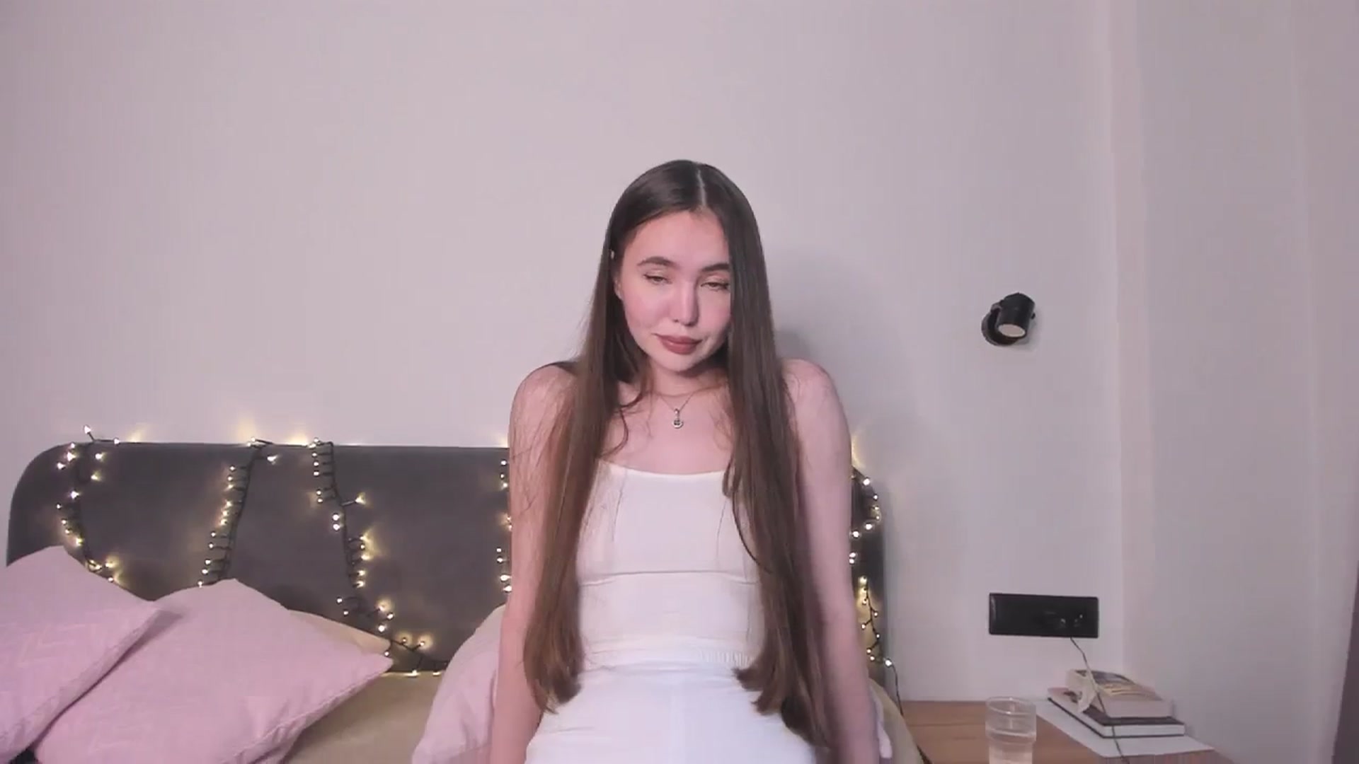 Gallery image thumbnail from SofiaShy's myfreecams stream on, 12/29/2023, 11:53 image 7 of 20