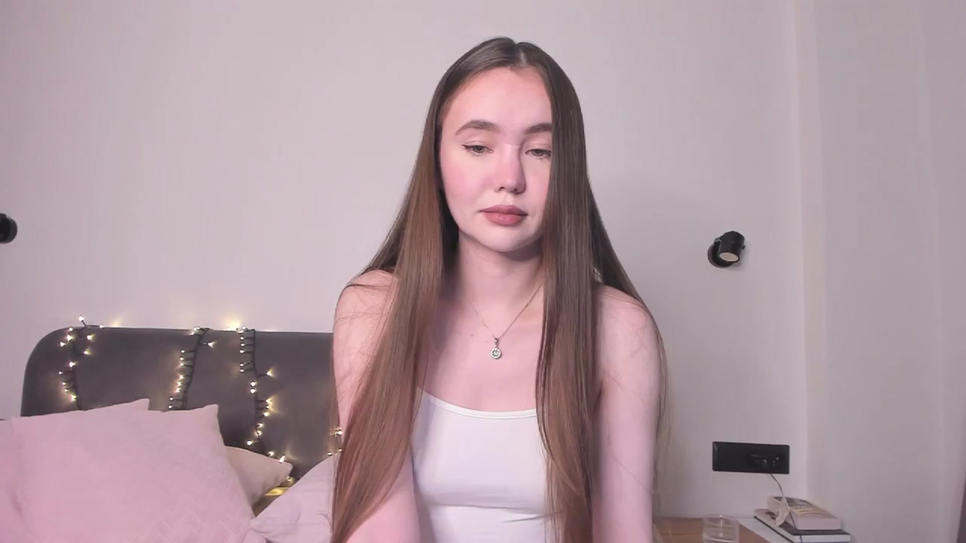 Gallery image thumbnail from SofiaShy's myfreecams stream on, 12/29/2023, 12:37 image 9 of 20