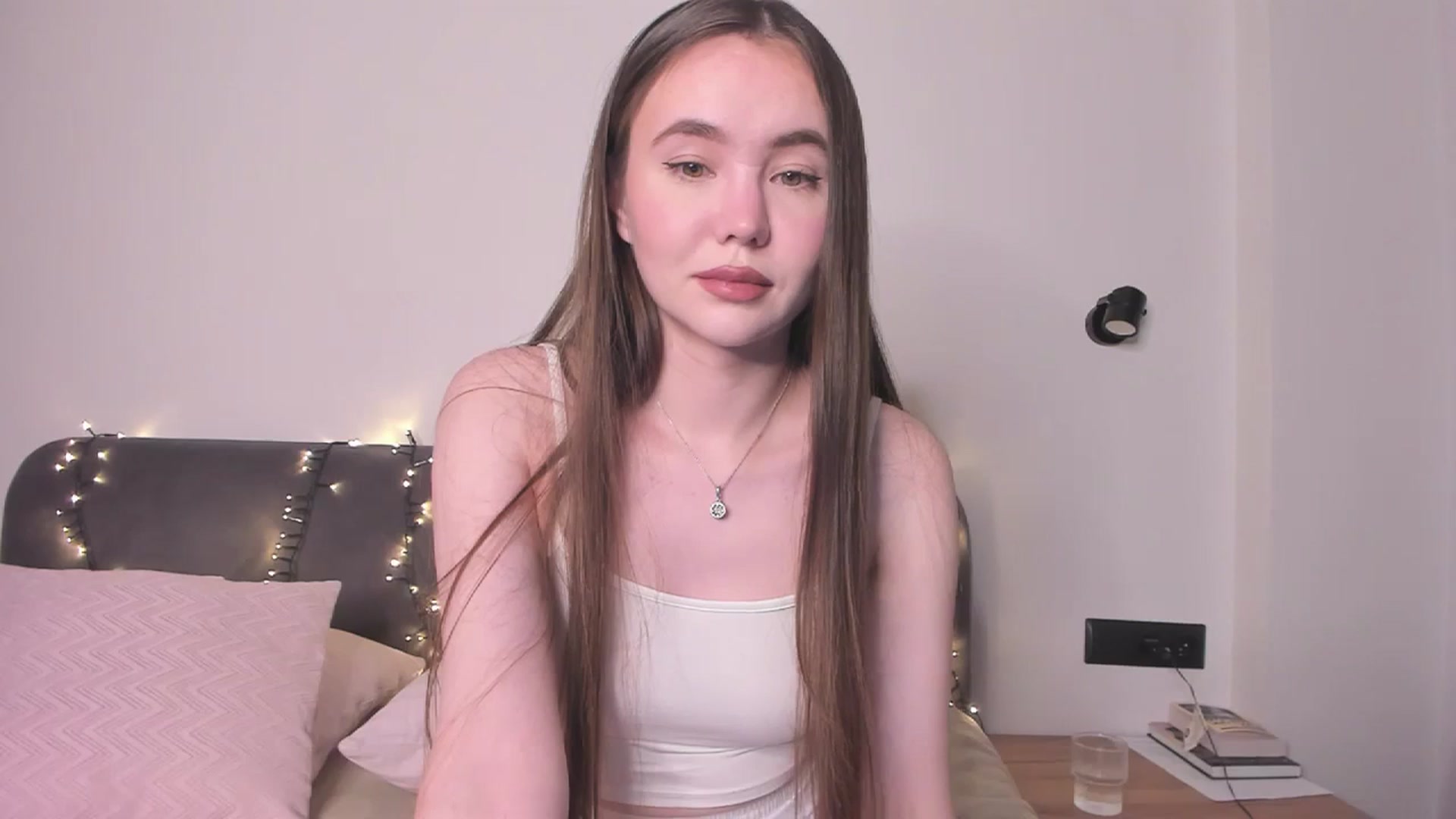 Gallery image thumbnail from SofiaShy's myfreecams stream on, 12/29/2023, 14:11 image 8 of 20
